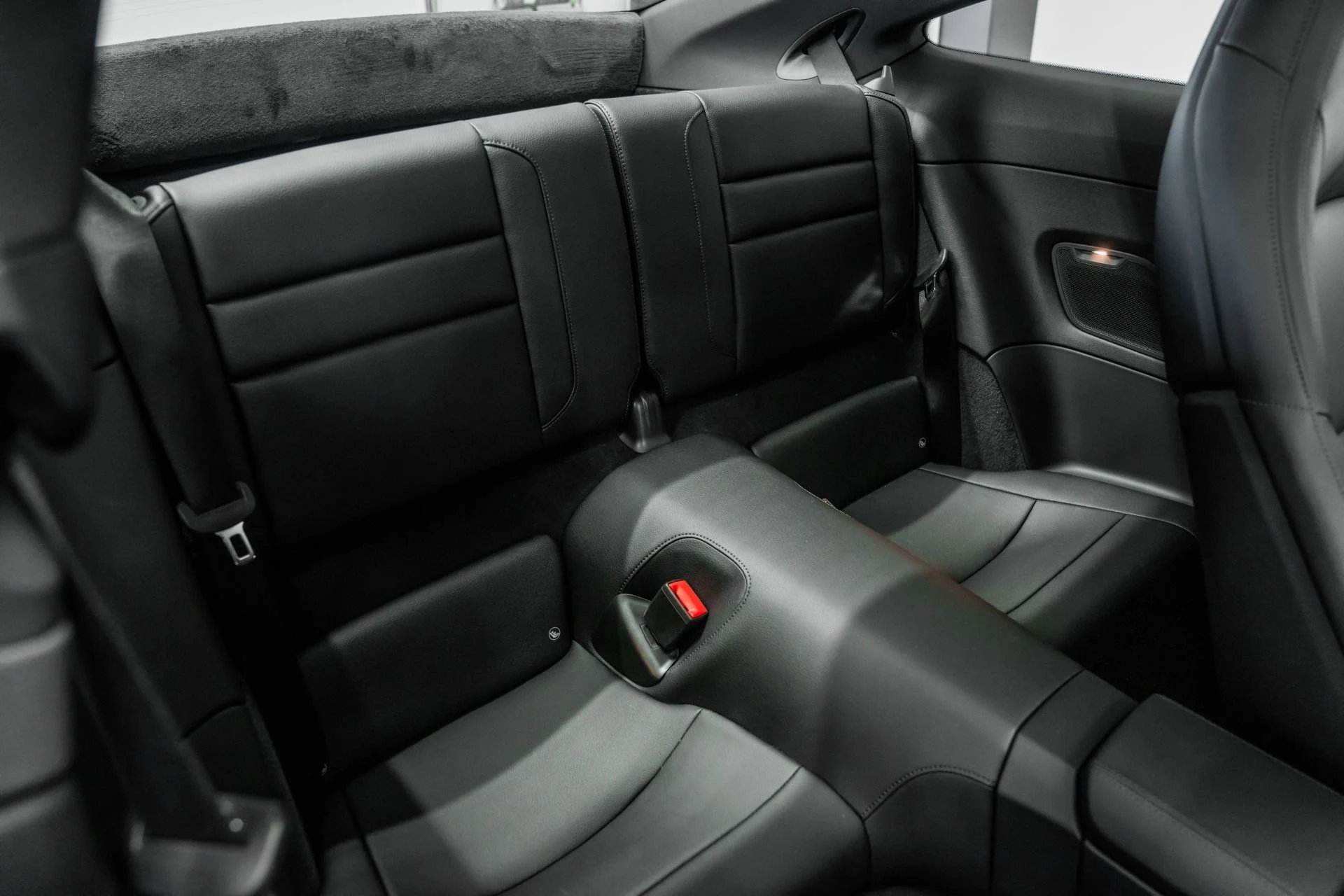 mph027_3944247056_Used_2025_Porsche_911_Carrera_Premium_Package_RS_Spyder_Wheels_Low_Miles_1767046492_2309f059a2