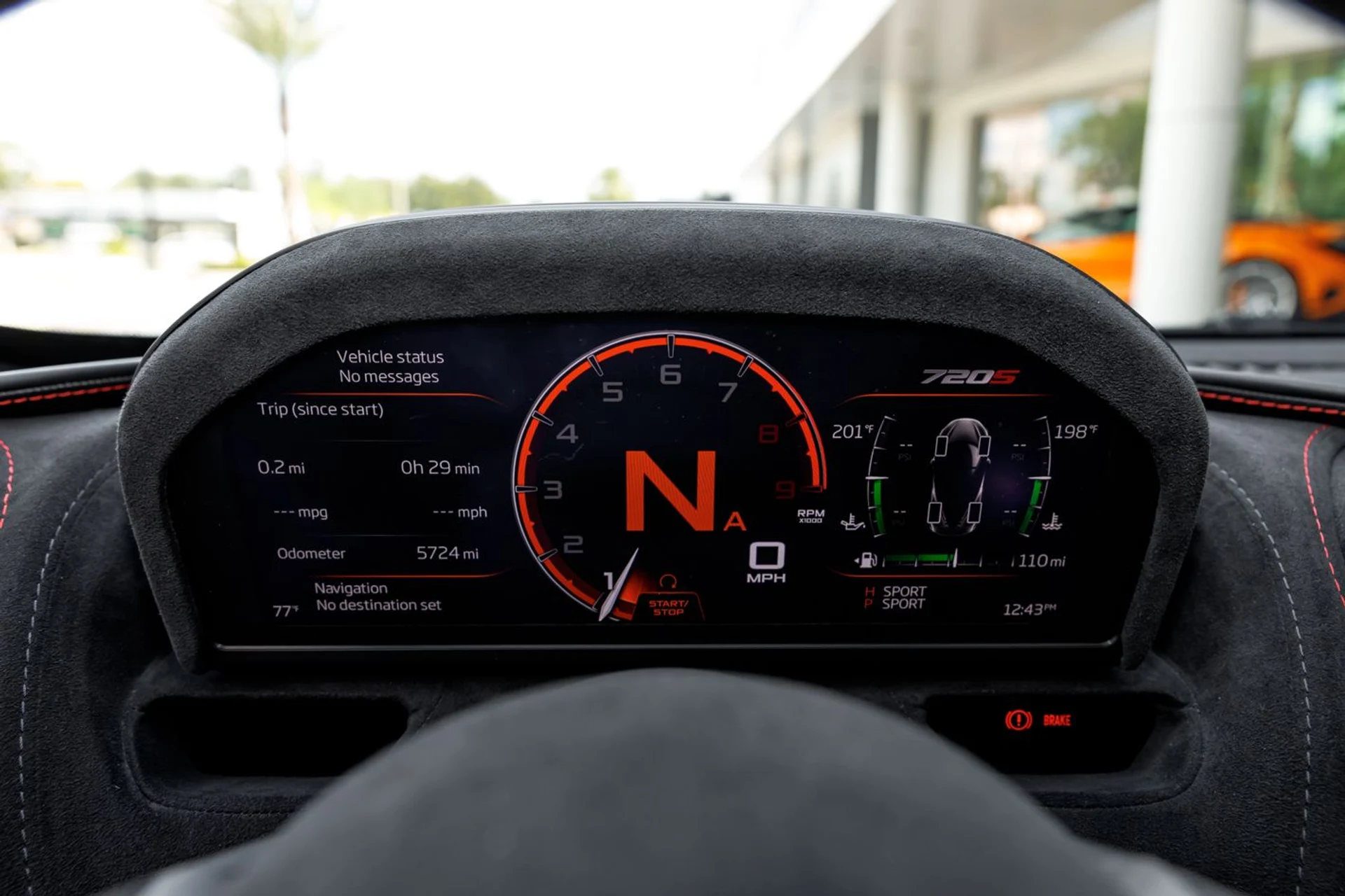 mph027_394436369_598_p28_l_93e7148a17