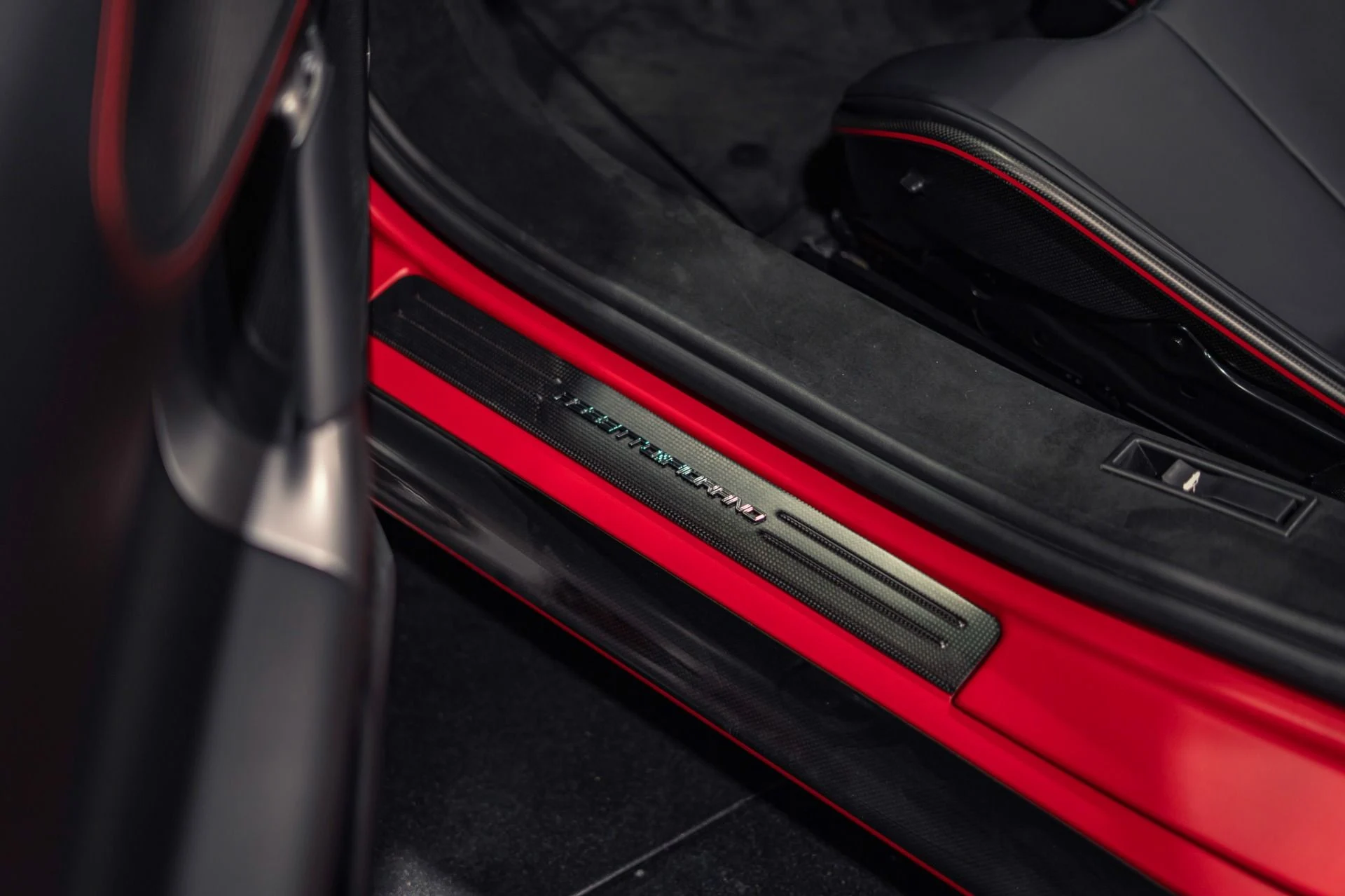 mph027_3954869596_Used_2024_Ferrari_SF_90_Spider_Tailor_Made_Atelier_945000_MSRP_1777927914_3d8fed51f2