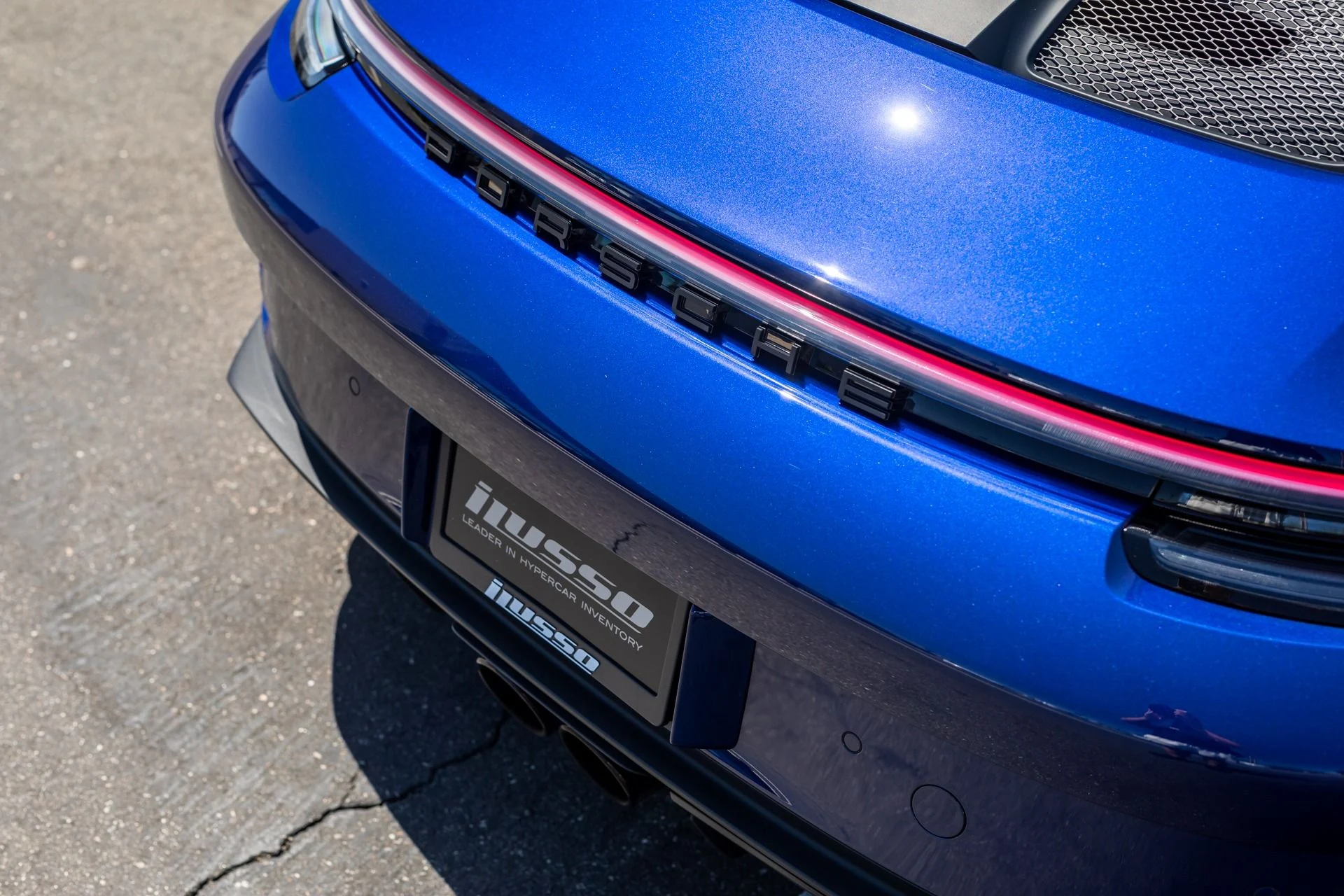 mph027_3958398513_Used_2023_Porsche_911_GT_3_Touring_1772137661_5ecba103af