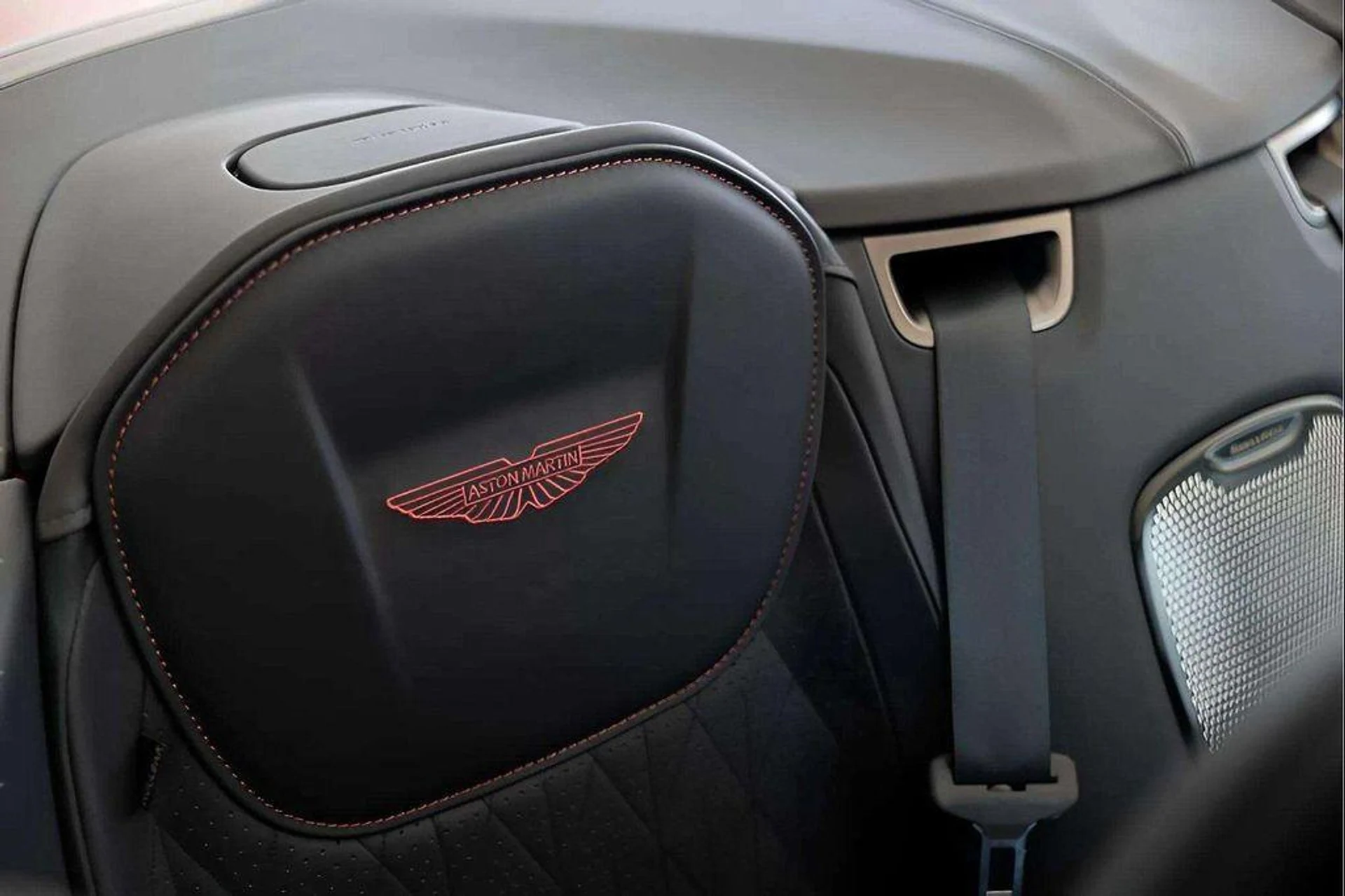 mph027_3964616382_Dvwv97n8w_CC_8_Qxh_T9_Z_Xk_Rl_YODYA_2e33e5bf37