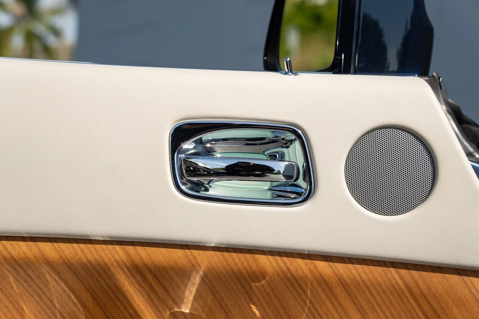 mph027_3966301058_Used_2016_Rolls_Royce_Wraith_1762887171_39ff29548a