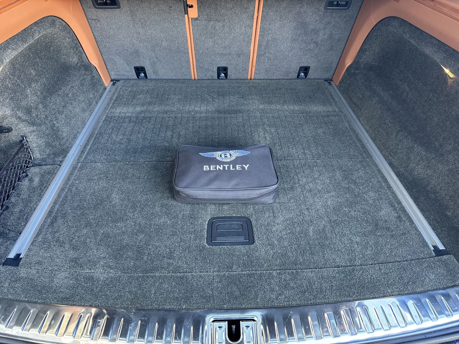 mph027_3973200941_c1950a1e35cdc57c280abded9d1ce70cx_328b208f37