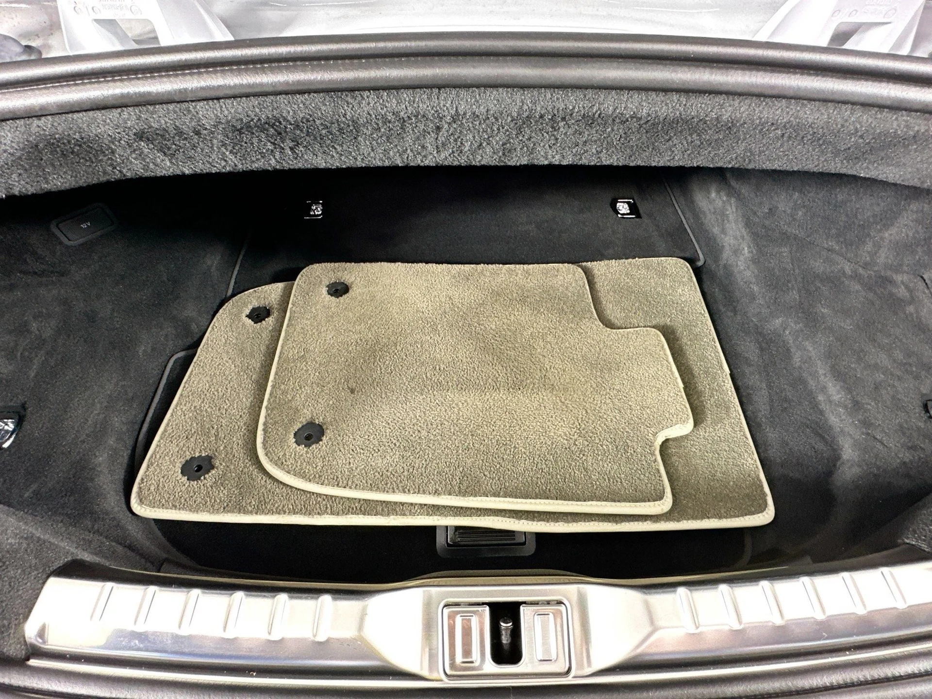 mph027_3988524351_28_e9443799c0