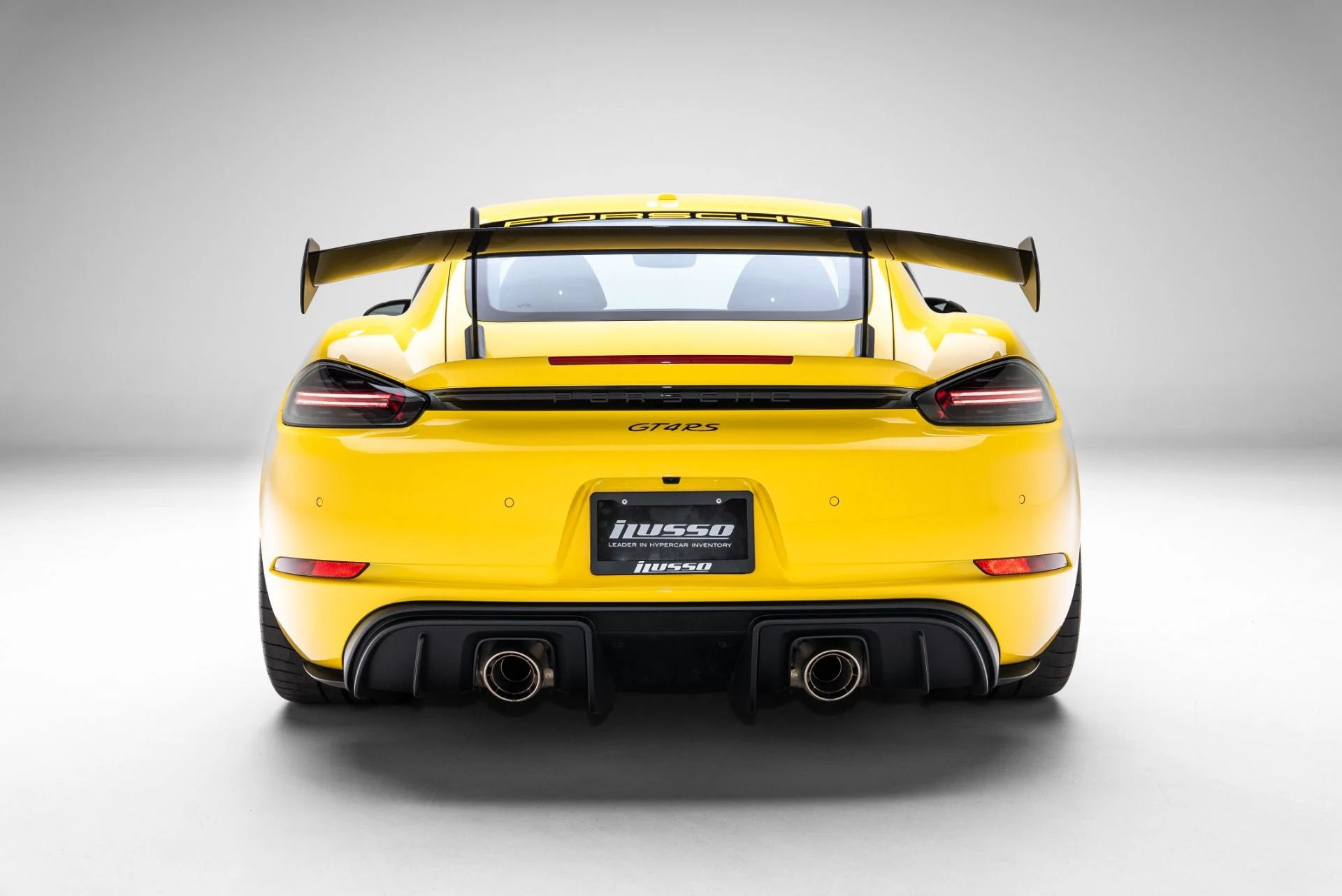 mph027_3988561898_Used_2024_Porsche_718_Cayman_GT_4_RS_1775511445_52496a40ad