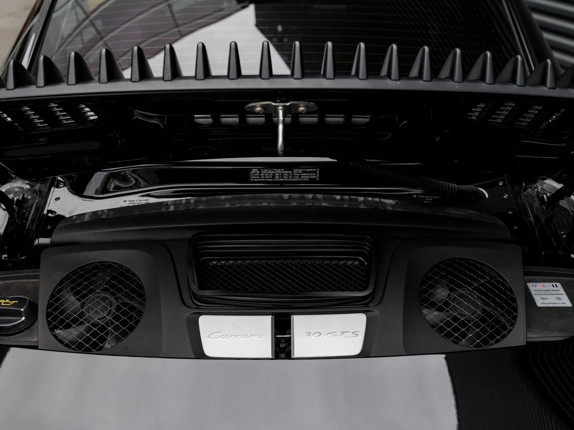 mph027_3989107180_28_40e41a11d6