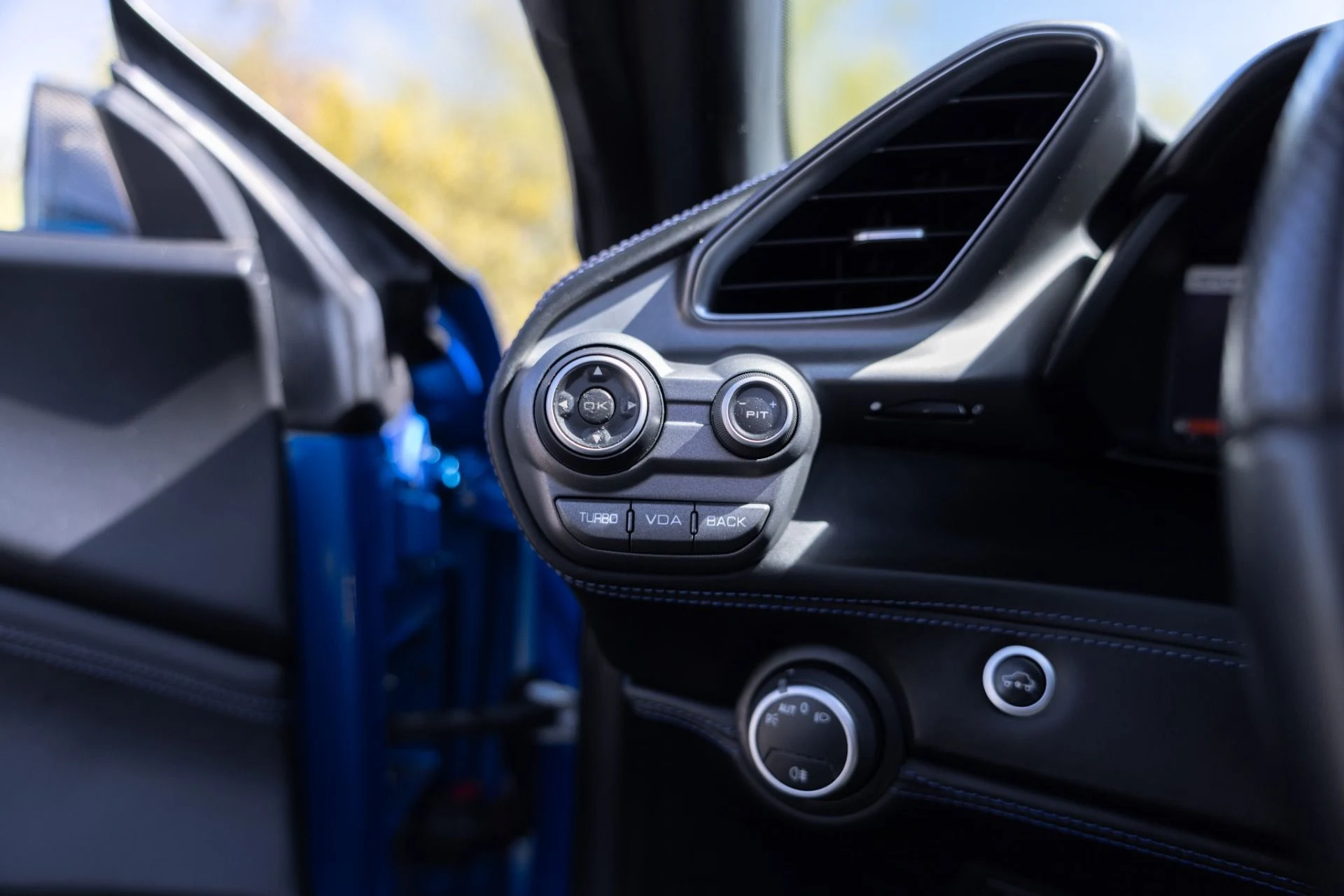 mph027_3996843061_Used_2017_Ferrari_488_Spider_1774722823_e9746e8887