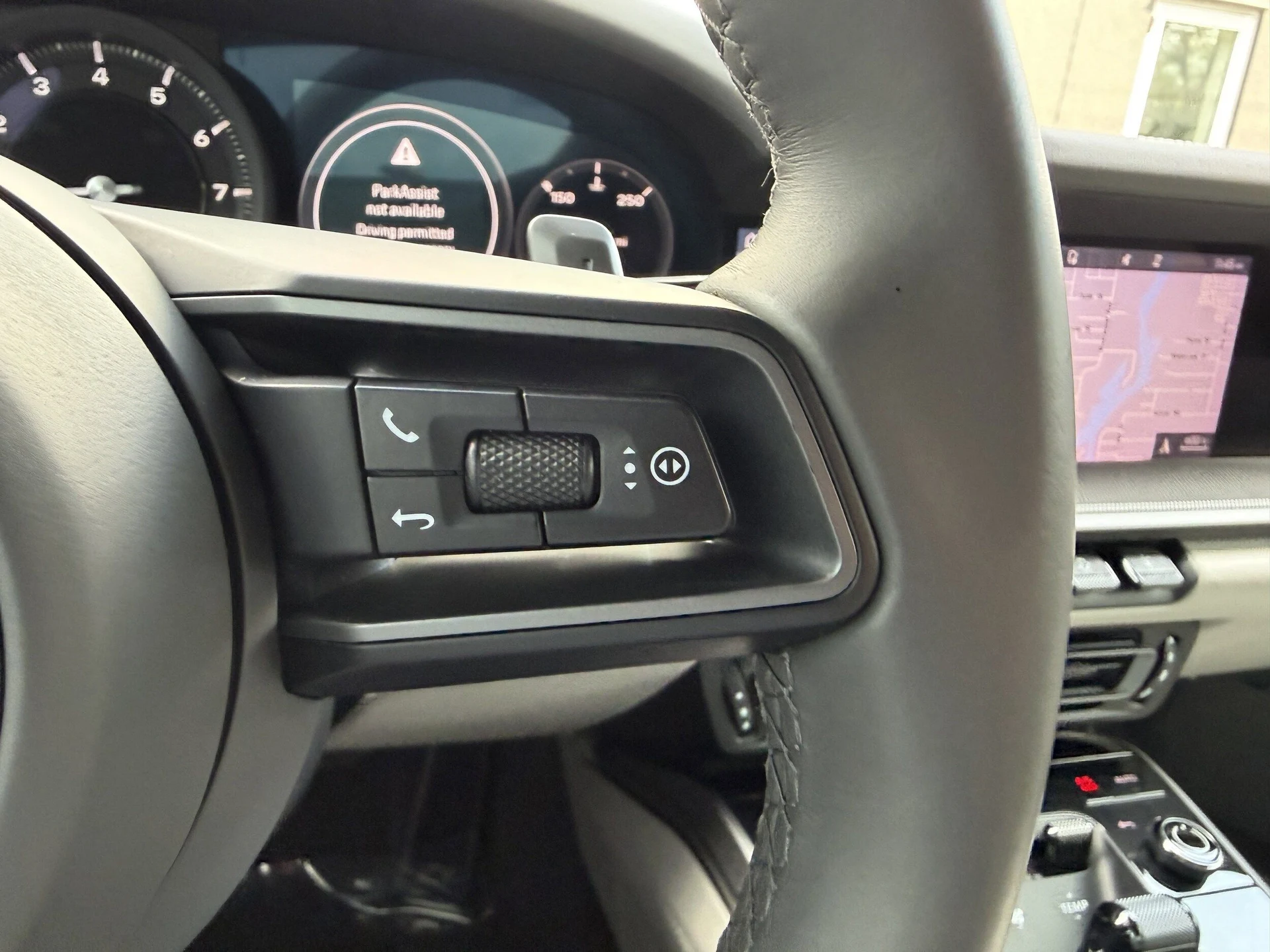 mph027_4005214442_54f5185bef900f4a5d33eaa1a1b3162bx_2e299235ec