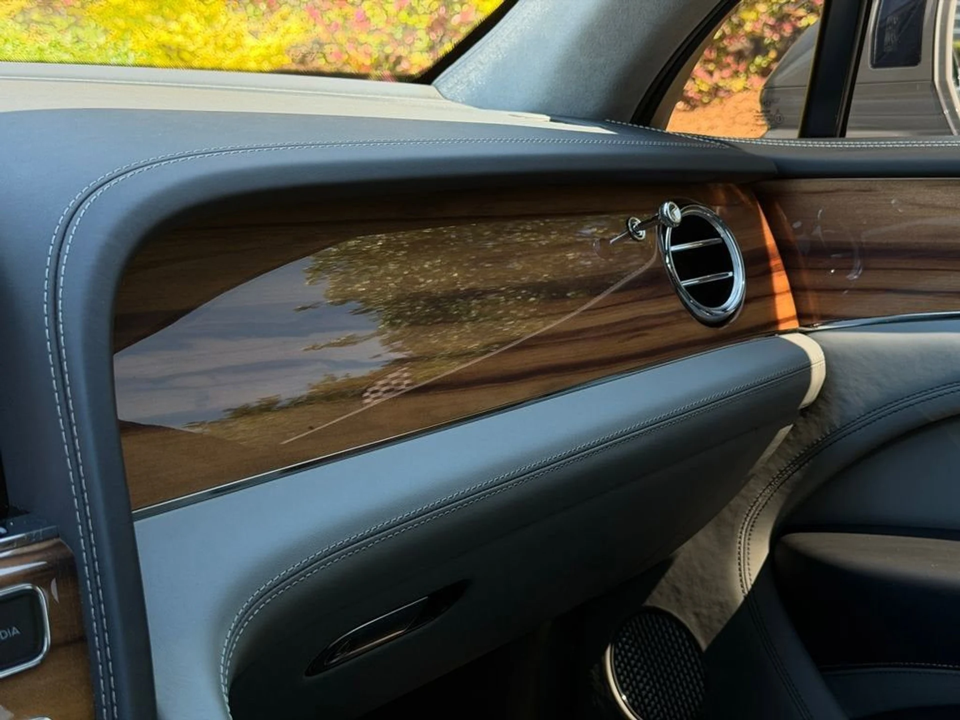 mph027_4007918110_78e309d92fea4a71a8256e881d0bfc86_31c0f3b787