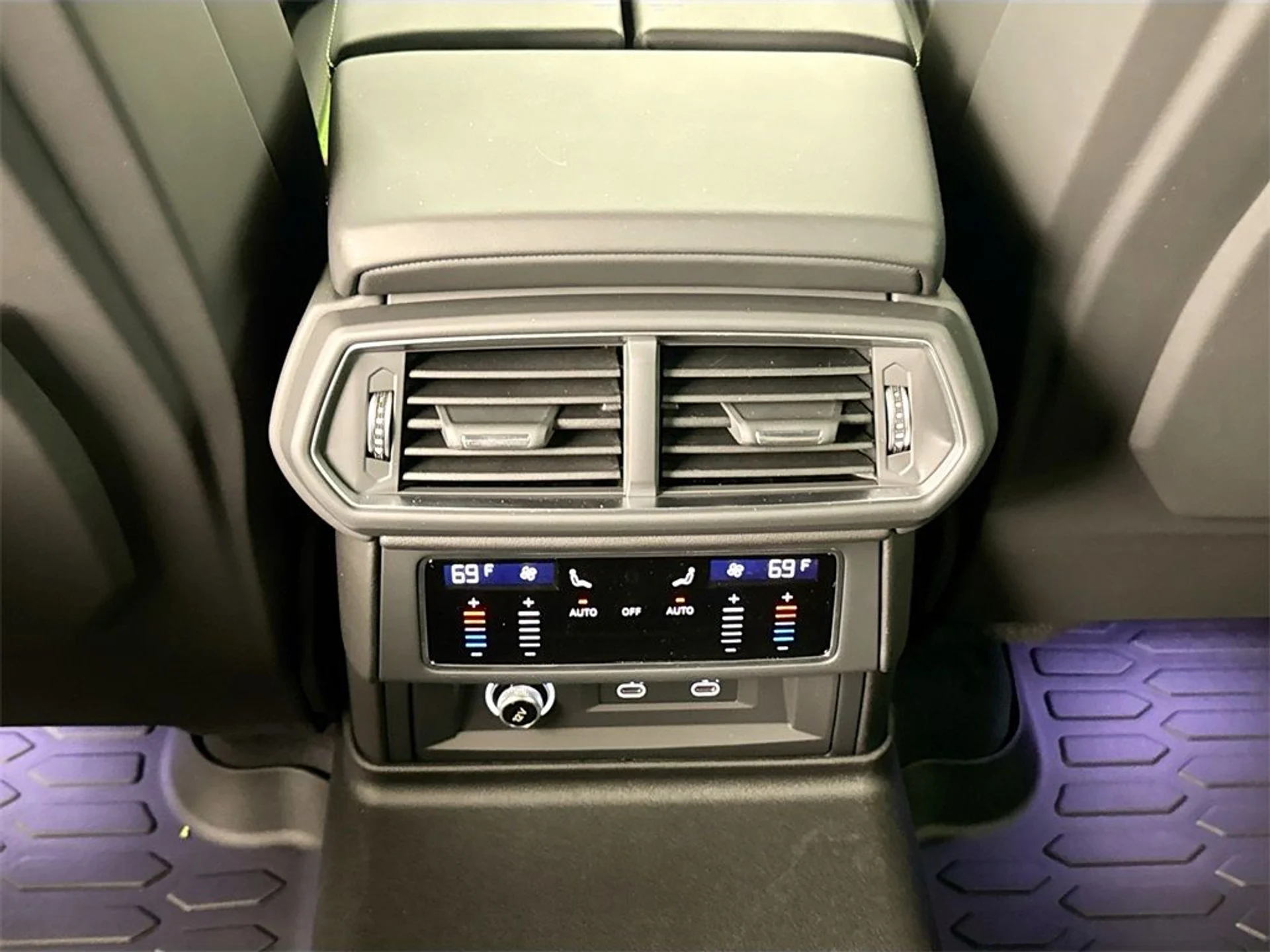 mph027_4010937080_791aec14f99d7b4ad6e06914b0cbe4ac_9e53718982