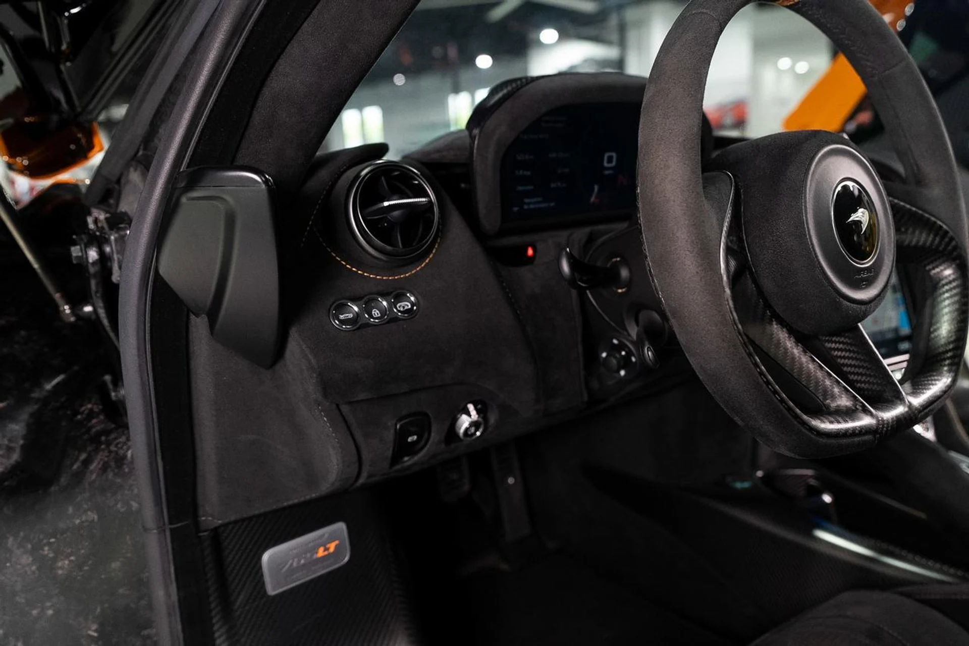 mph027_4015318120_8aca3d7384f9998af8641c03b6f6ef4f_370f414b62