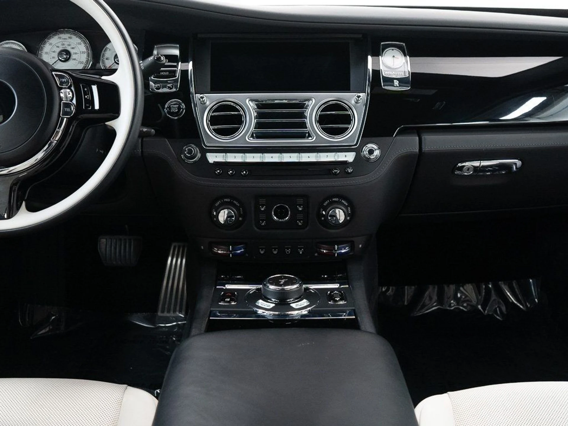 mph027_4015532926_789e5dfd8fcea4752e354b0d99e41fee_25e8f6483c