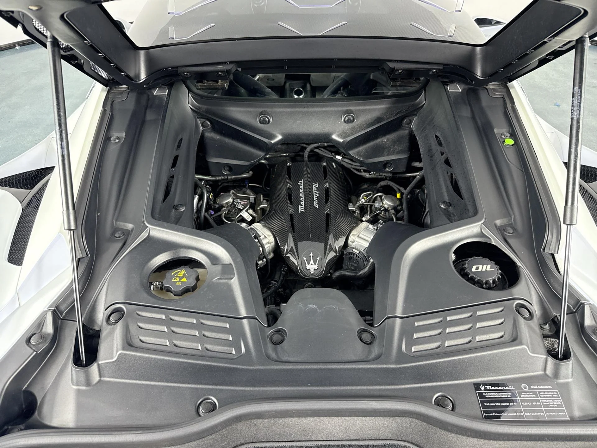 mph027_4016361990_Used_2023_Maserati_MC_20_1784665829_a484386fcb