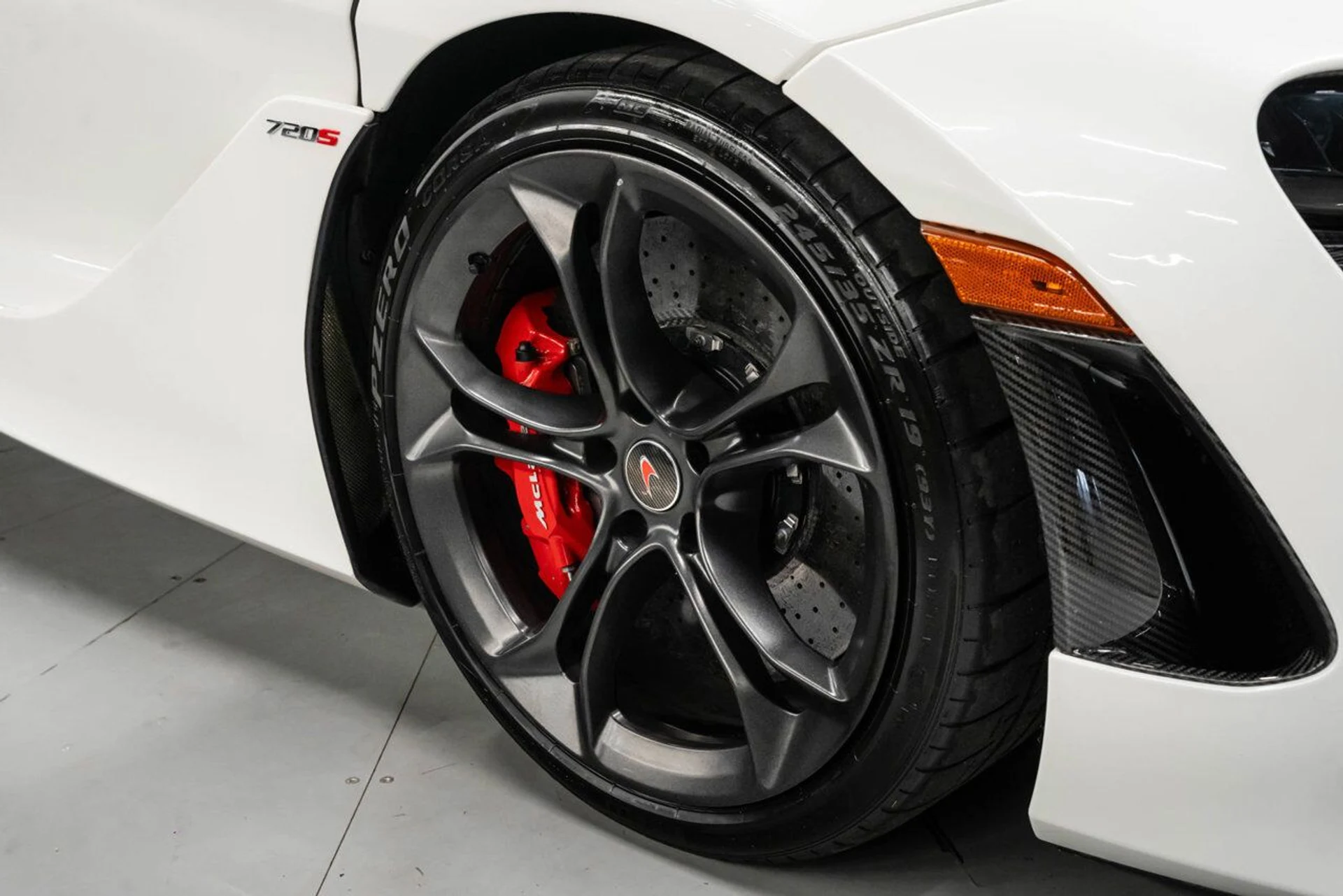 mph027_4021694806_mclaren_720s_2018_e825724a8e