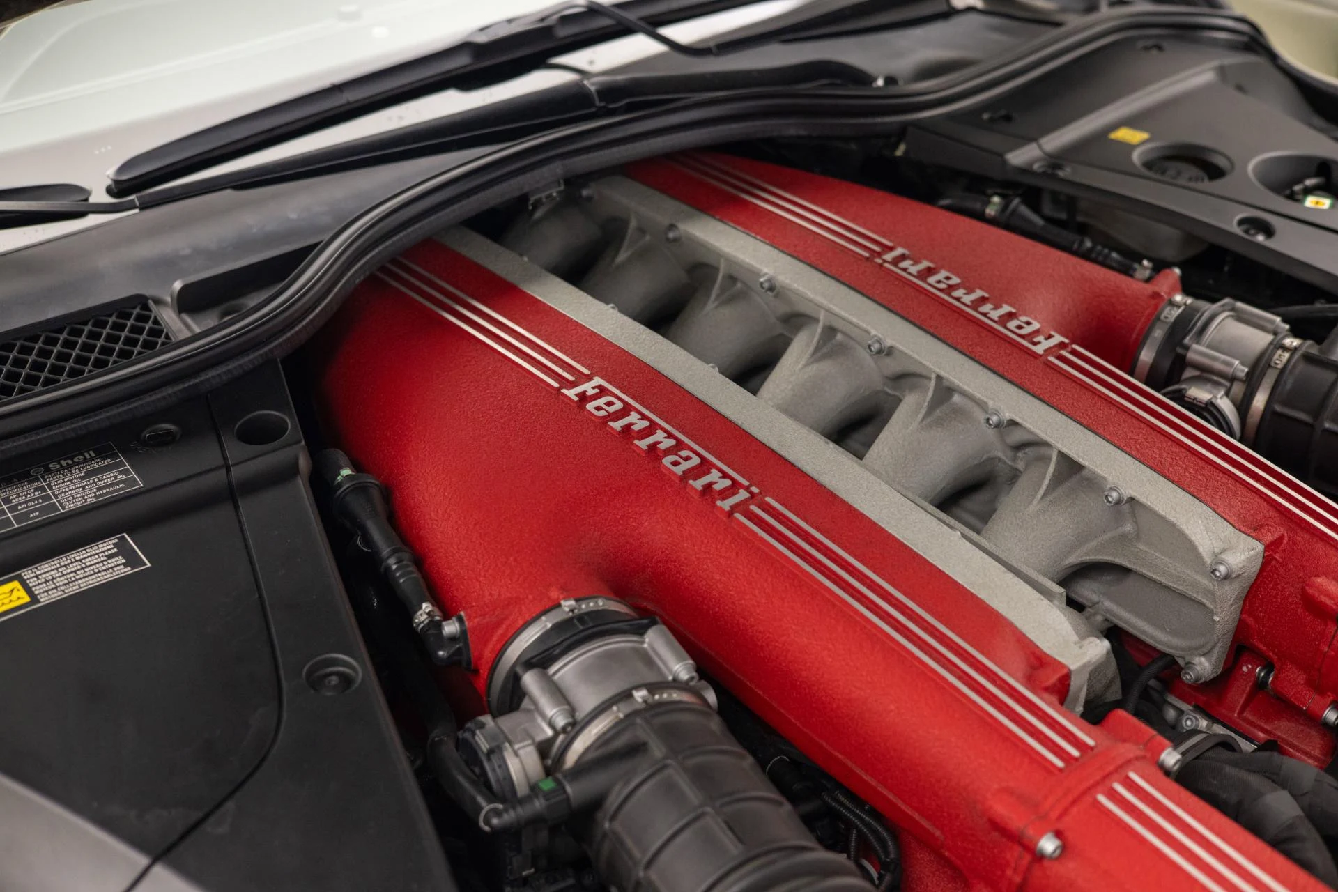 mph027_4026048046_Used_2014_Ferrari_F12berlinetta_Berlinetta_1755332543_9ef68af759