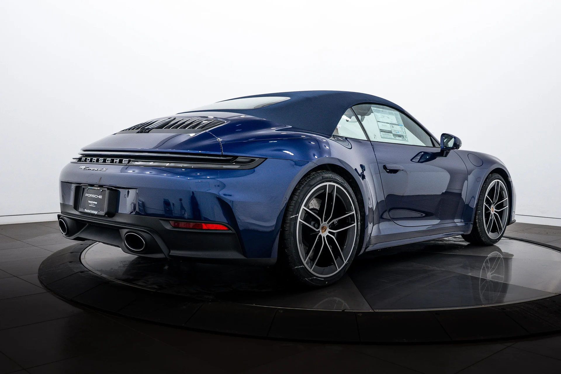 mph027_4030084256_ea9bc8923353594c09a3de58564aef03_2f75c7e9a3