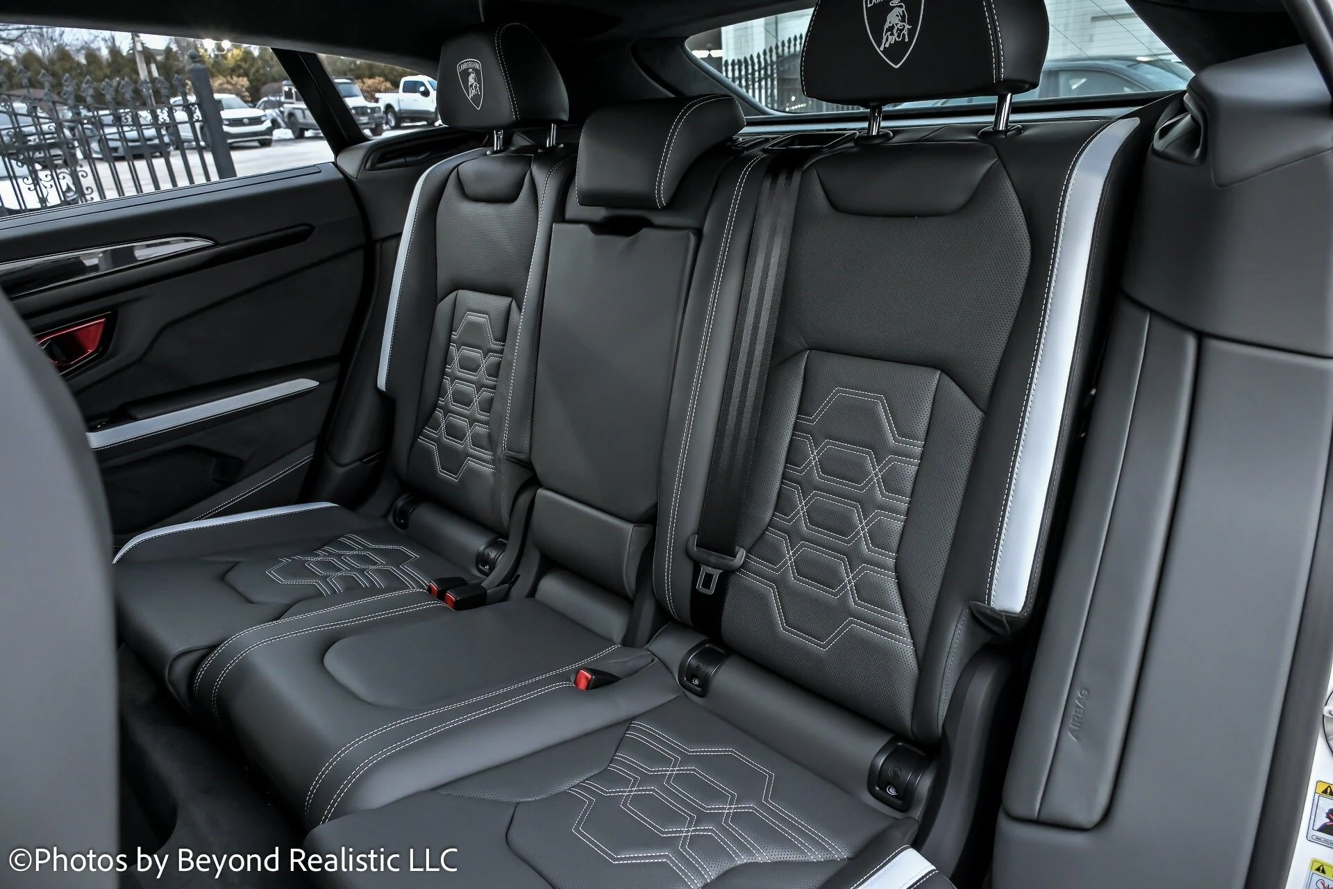 mph027_403527396_c1b246c78b7651d0b781e8258a83419ax_88c82eb522