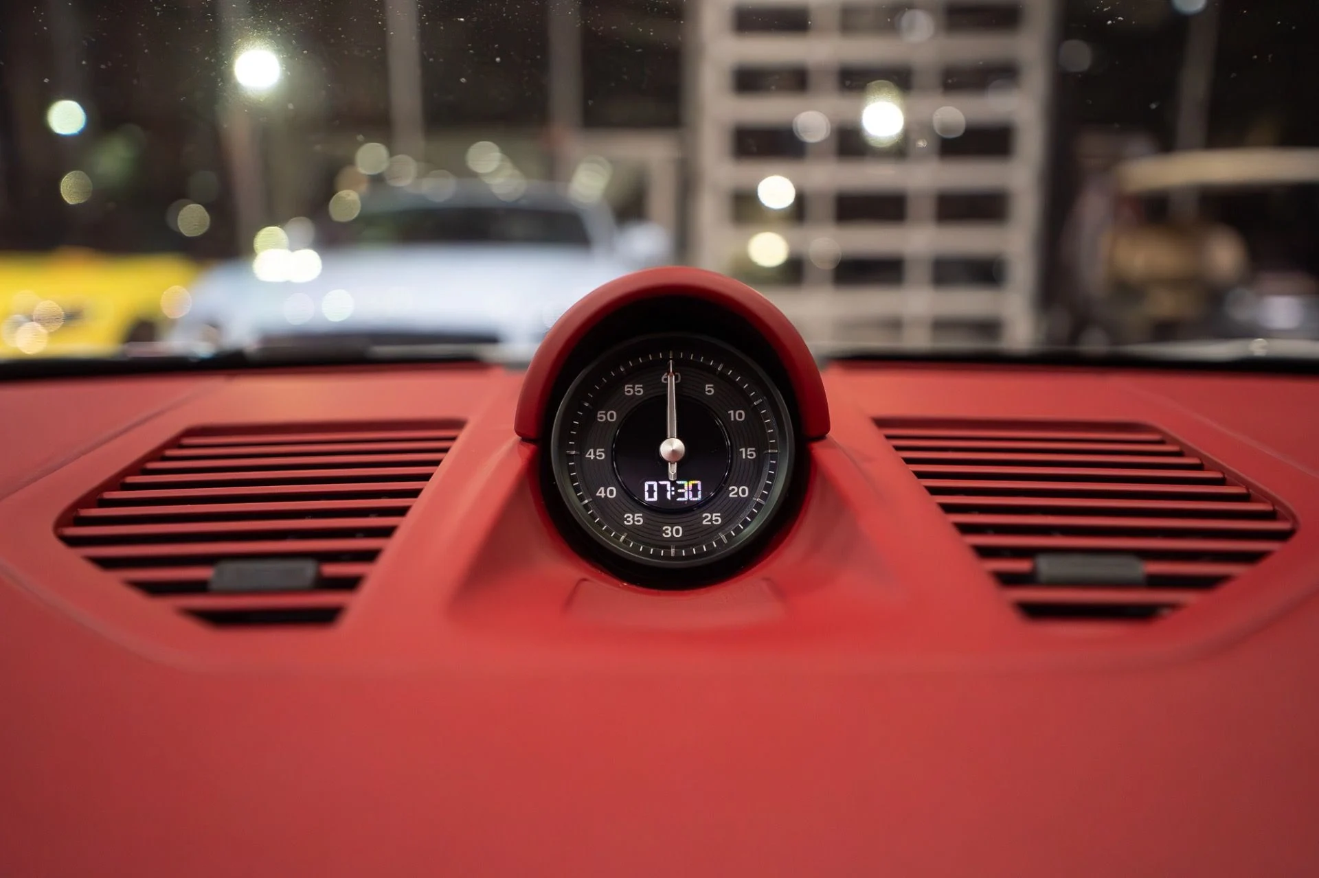 mph027_4046503712_11869_p28_l_2969c669dd