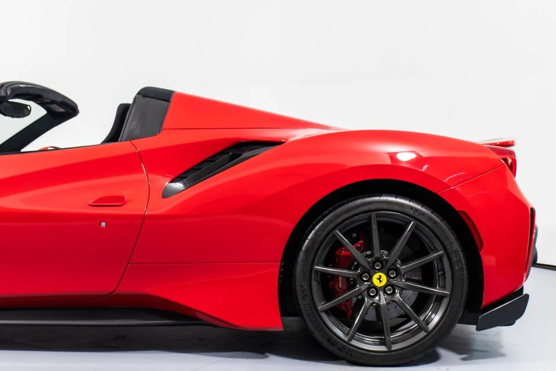 mph027_4050054115_38e7d5bdacac063f8d7422671f47163bx_6481476c43