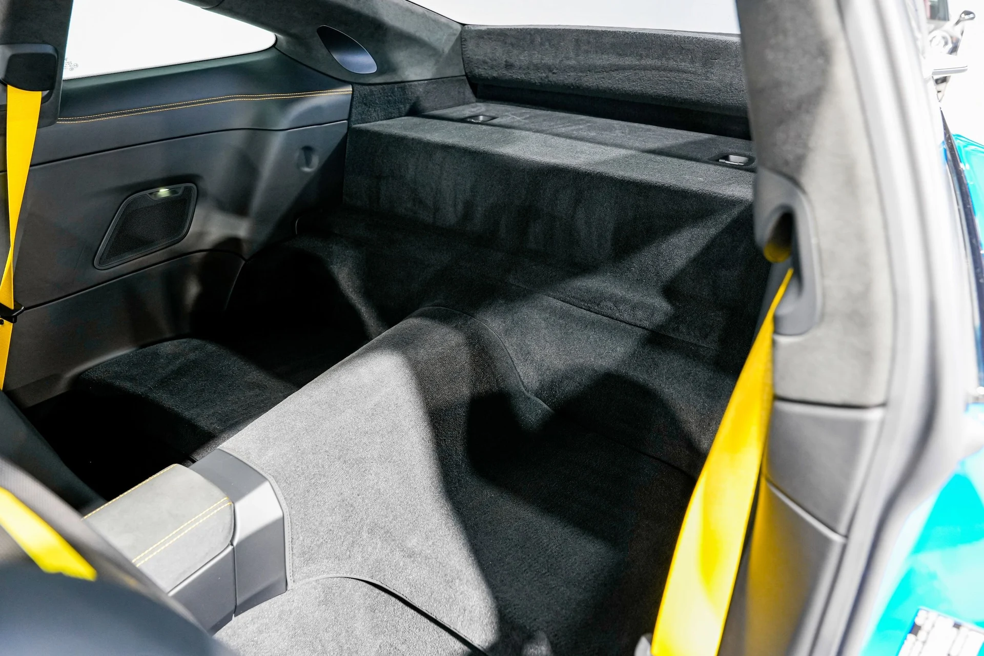 mph027_4063875214_f5be8e1a255737f4a3fb875c18cddc26x_0dccfcef90