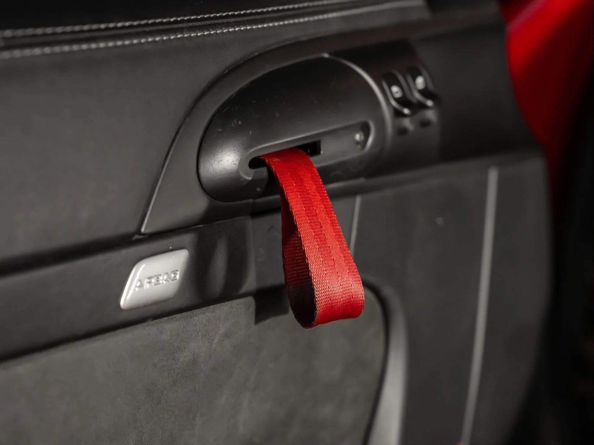 mph027_4066438971_75690ee57c5a5b54bc723676c5954f95_026b2322f8