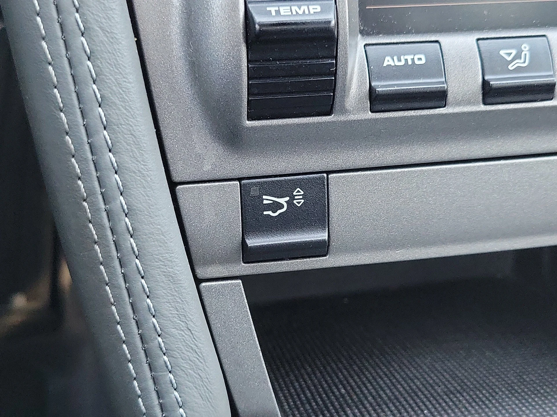 mph027_4068377823_5f50106293fe7aeb6cd0eaa130ae3db4x_8671cb29ed