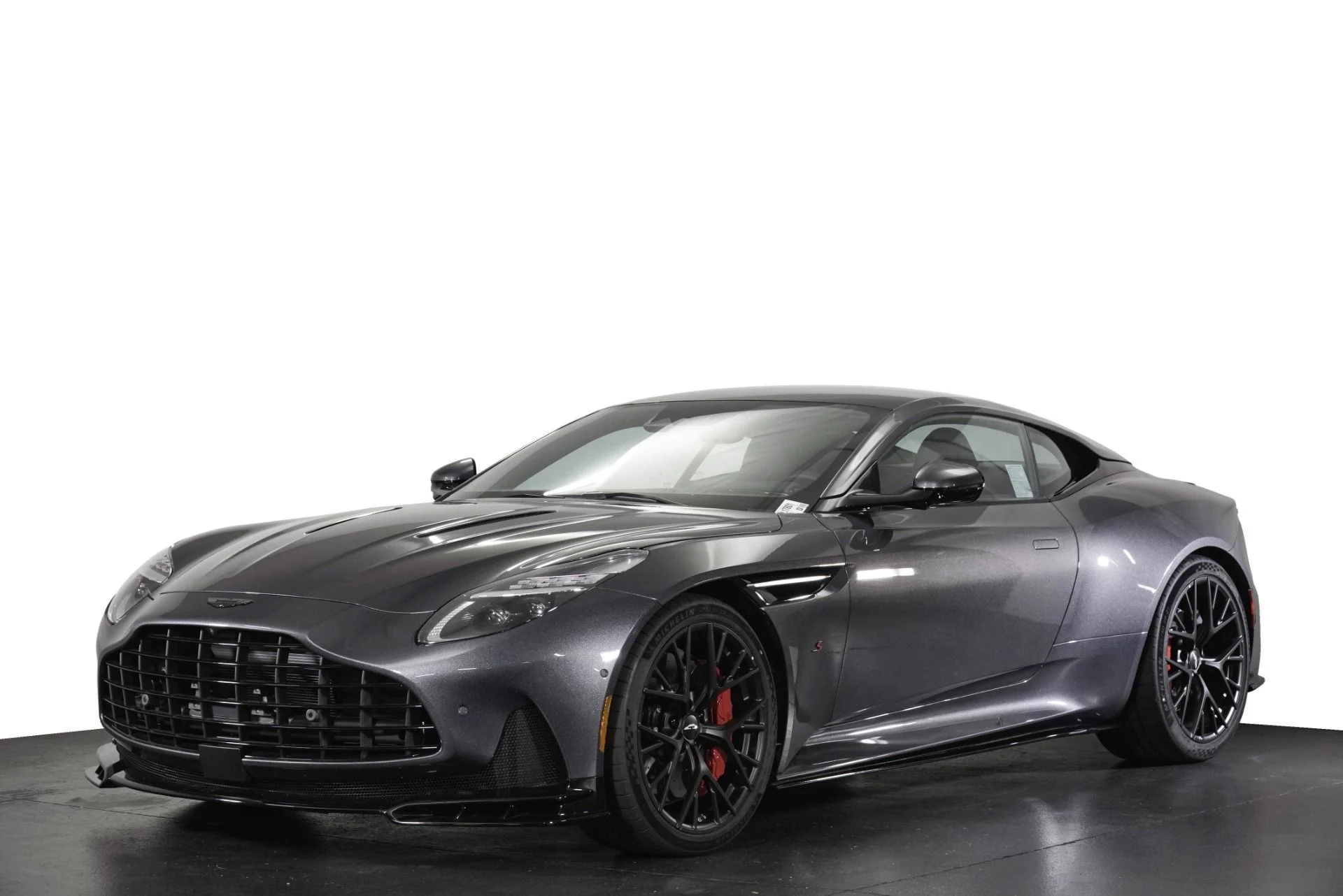 mph027_4078048553_New_2026_Aston_Martin_DB_12_1789055156_ea3b3bd896