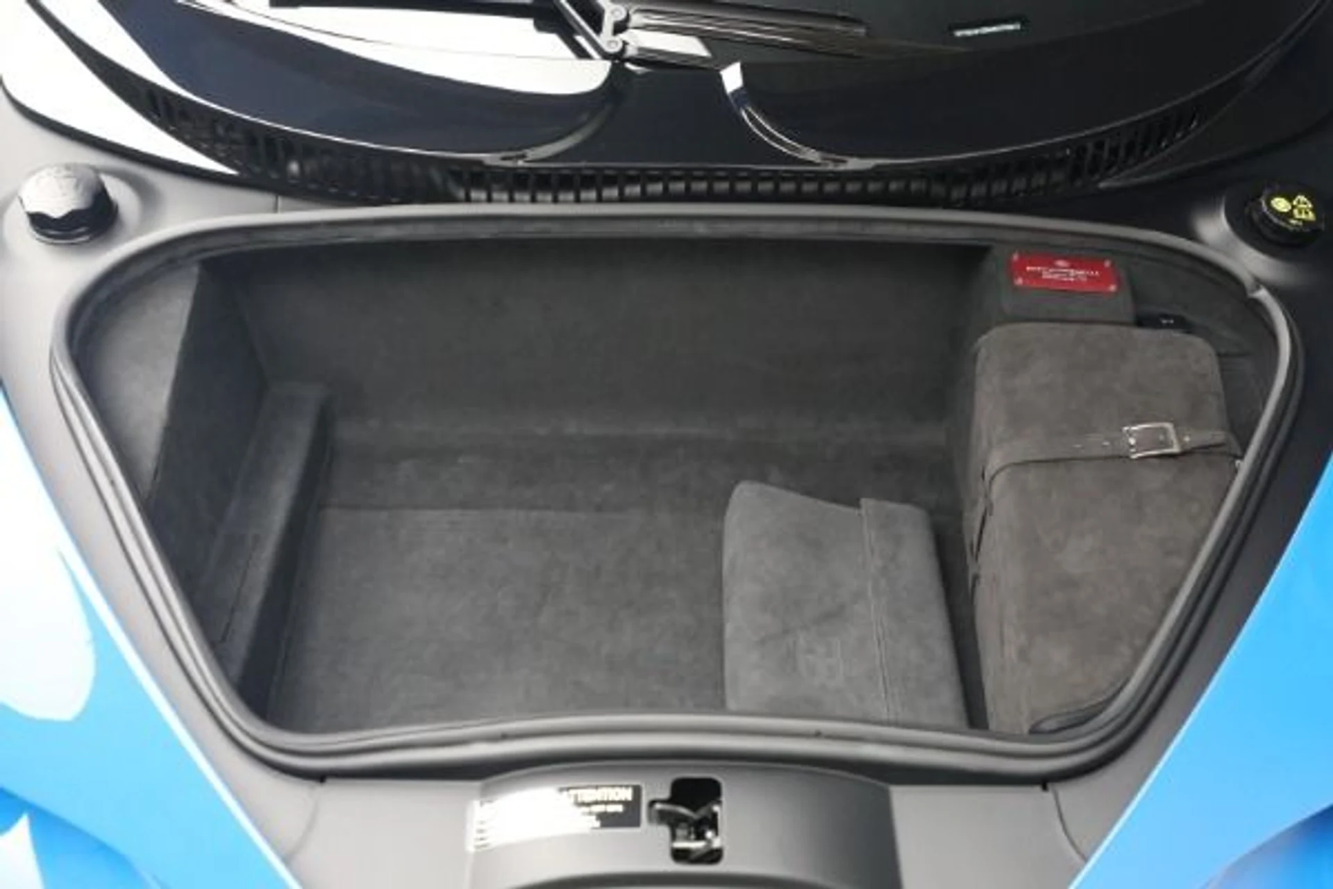 mph027_4082713101_Used_2021_Bugatti_Chiron_Pur_Sport_f581fd3be7