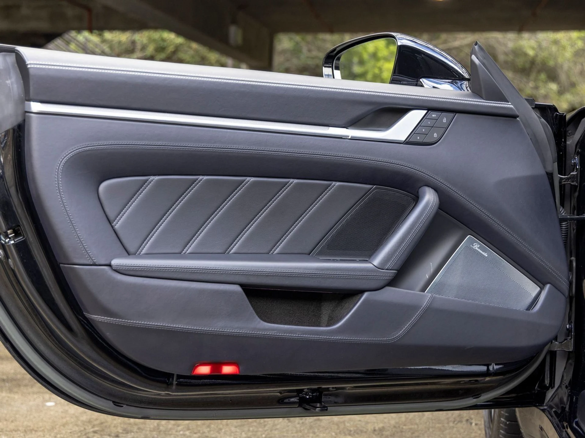 mph027_4087884245_28_2f77078ff6