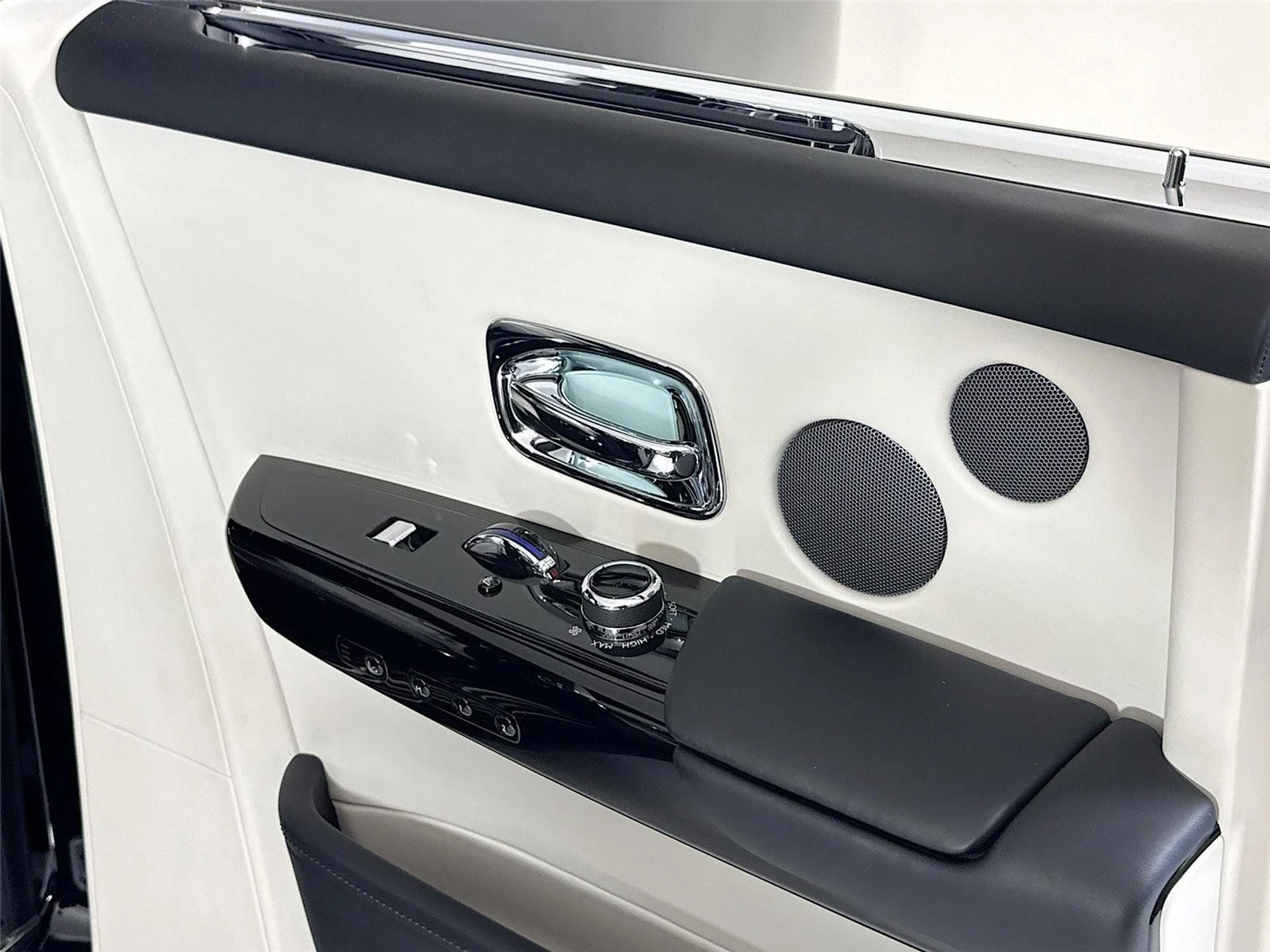 mph027_4088482115_c39225be6f9eb503b9e0dcd45488c88f_0e63cd14bb