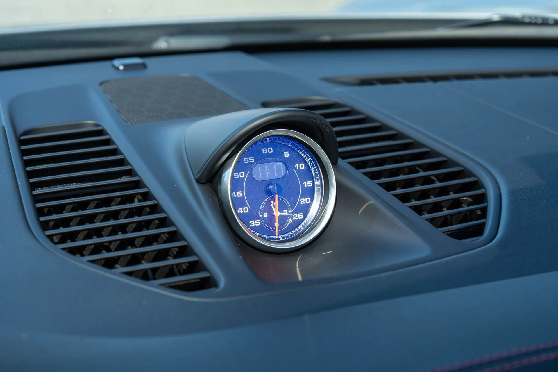 mph027_409066604_5999568c60e0bb6b67d98ba9d778ebca_6b689f04bd