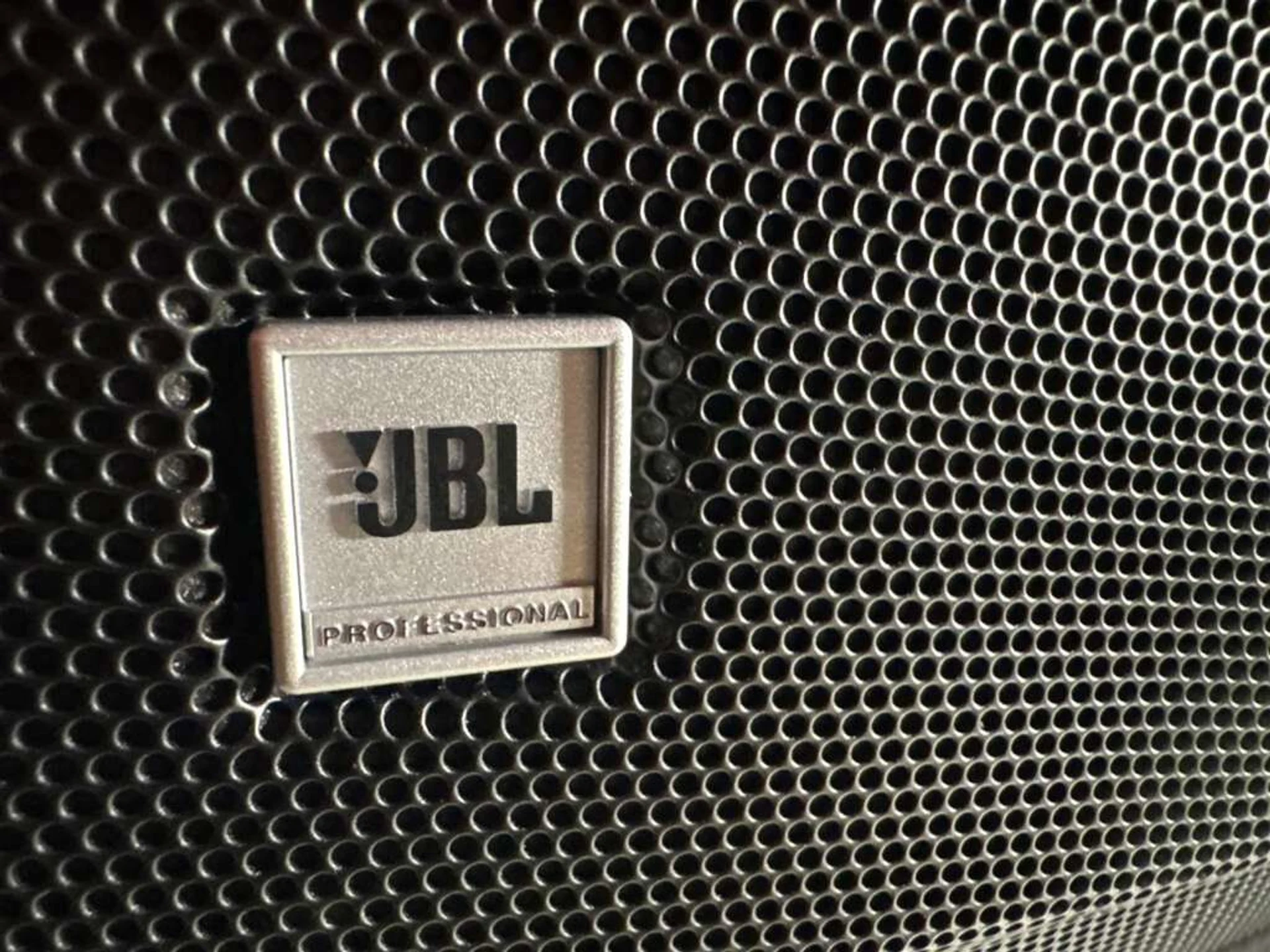 mph027_4101872029_55b701df114c86075796d1fa6b0b0408_5aff6ef545