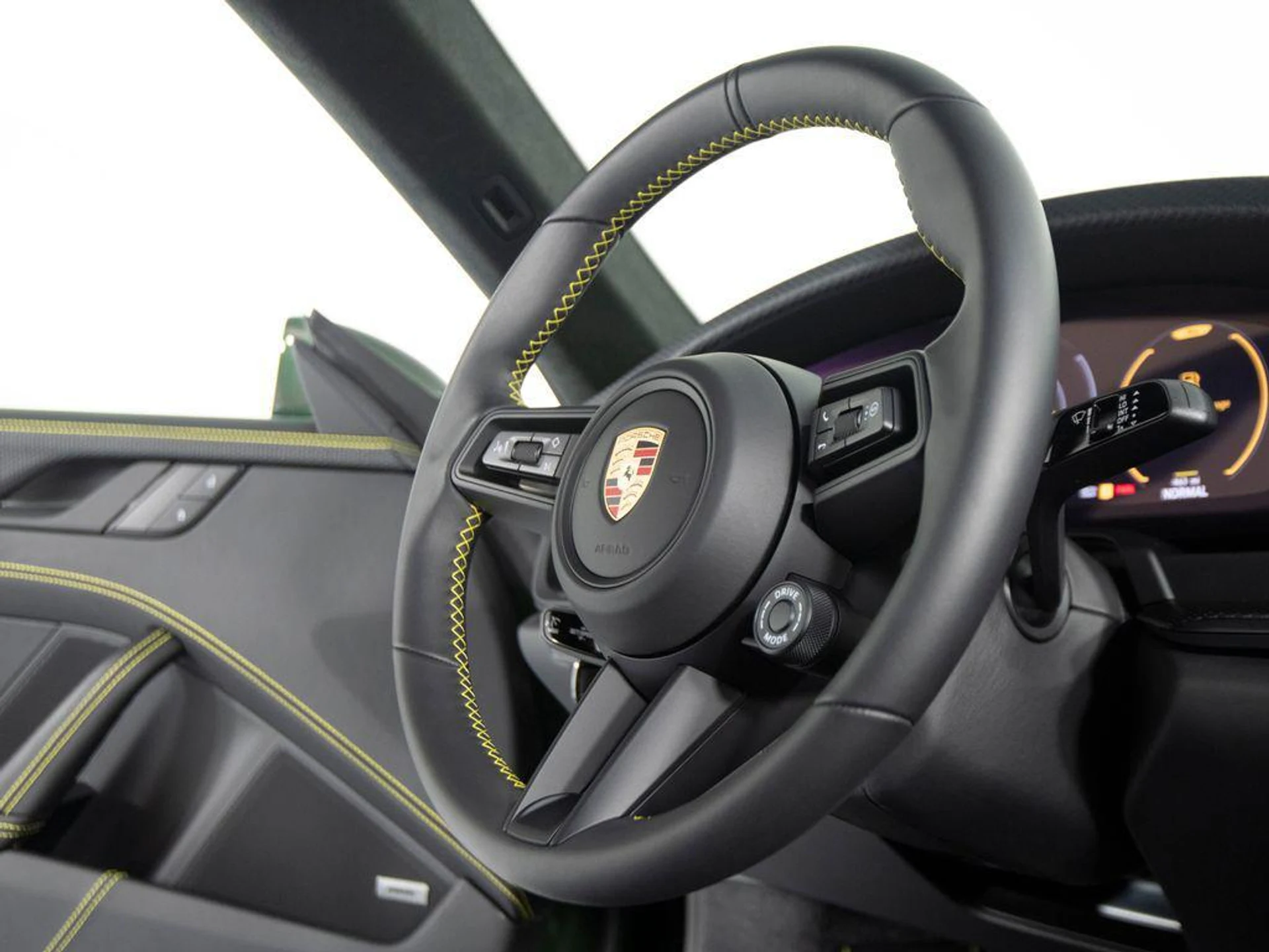 mph027_4102334828_pkd_K_ot_JS_Jx_JL_Vi3_Nke0_2_VGA_4_567b257975