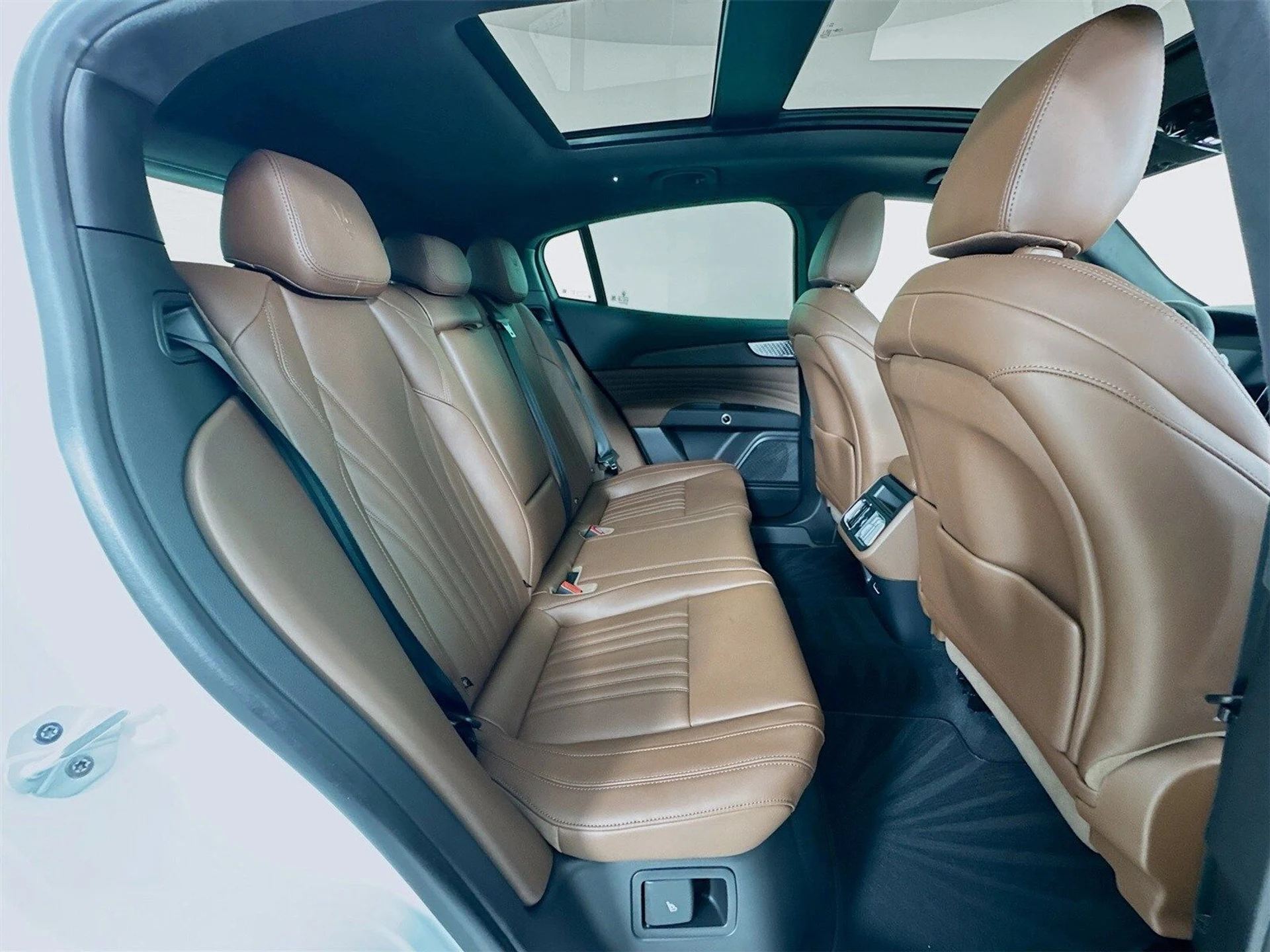 mph027_4103675442_92d06f835808ad59658c5be05b152b6cx_48169fbdd9