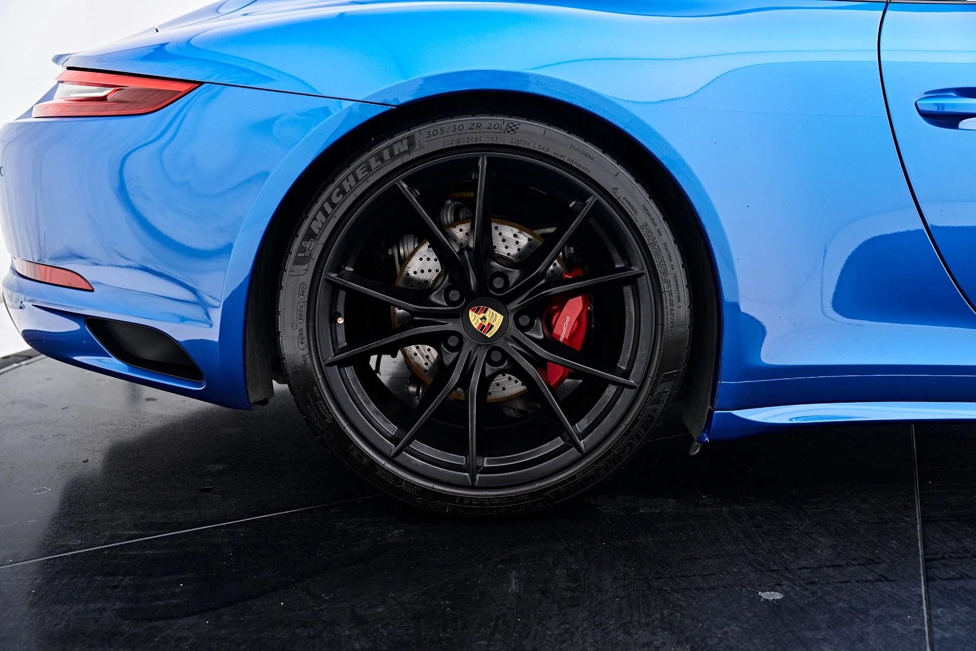 mph027_4116254318_Used_2017_Porsche_911_Carrera_GTS_1791854085_757c0cd521