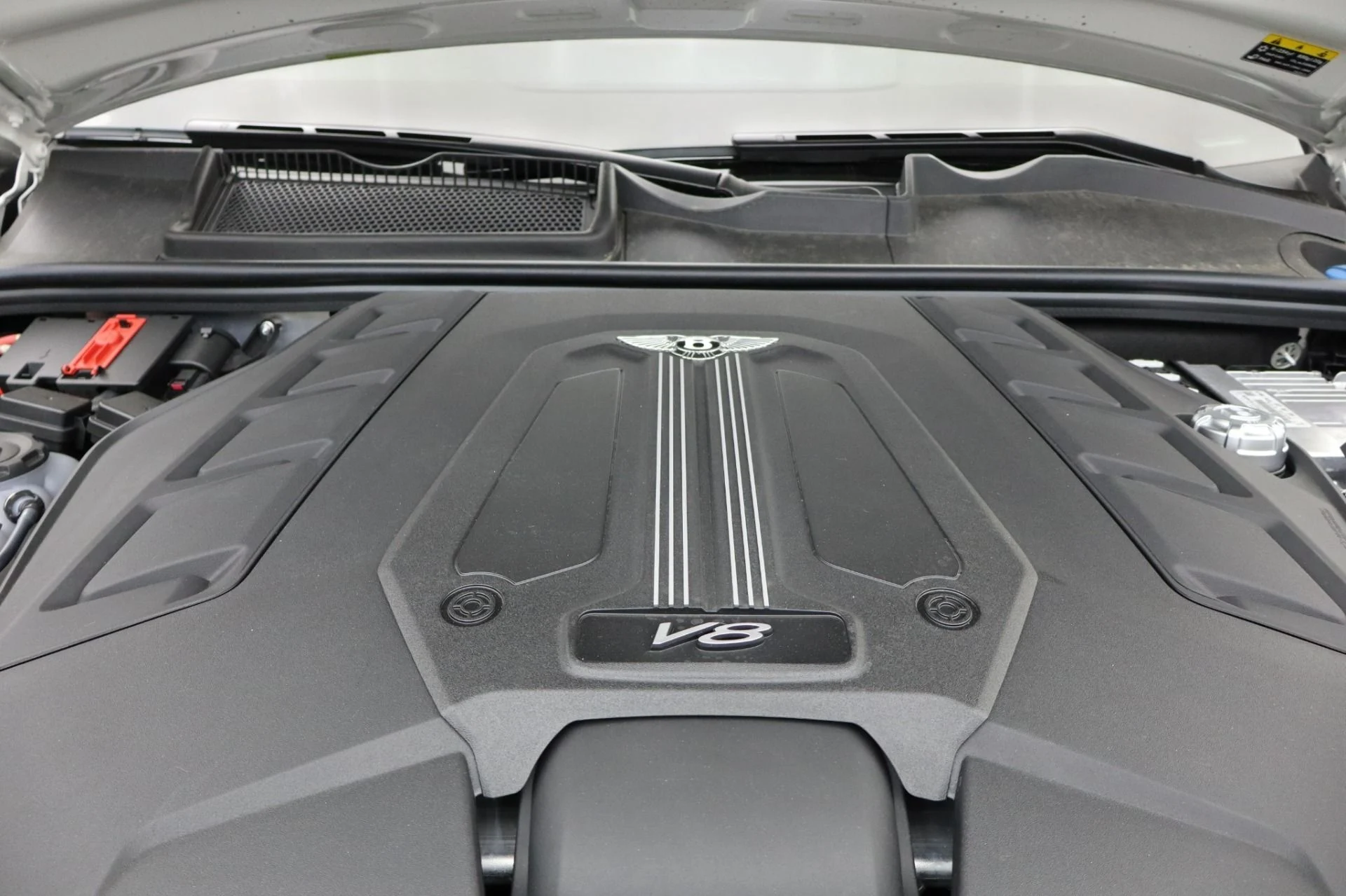 mph027_4127962665_New_2026_Bentley_Bentayga_Speed_8c37e7a8d3