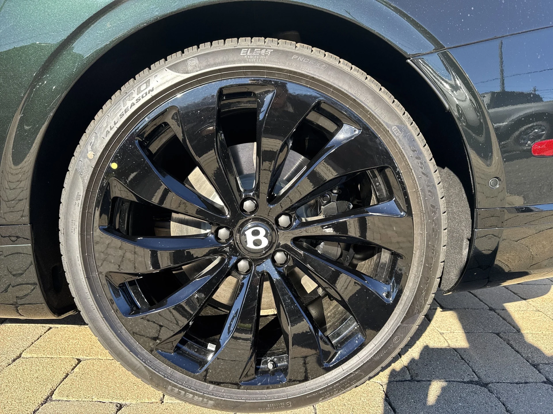 mph027_4131712270_33a24a914736789ef249b1b42a81af46x_ff654be635