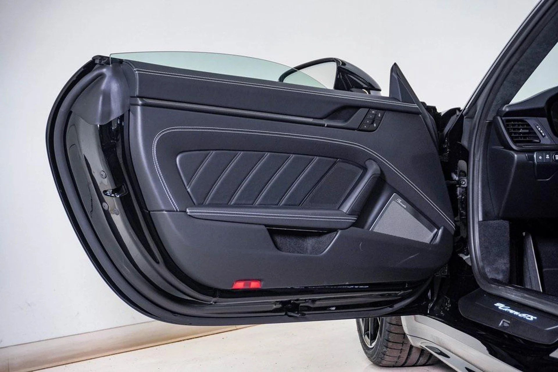 mph027_413581049_ai_O_Ip_Yb_XI_1_ly_S_Vmq_K_Qvu8e_CFFE_f50ffdd2e6