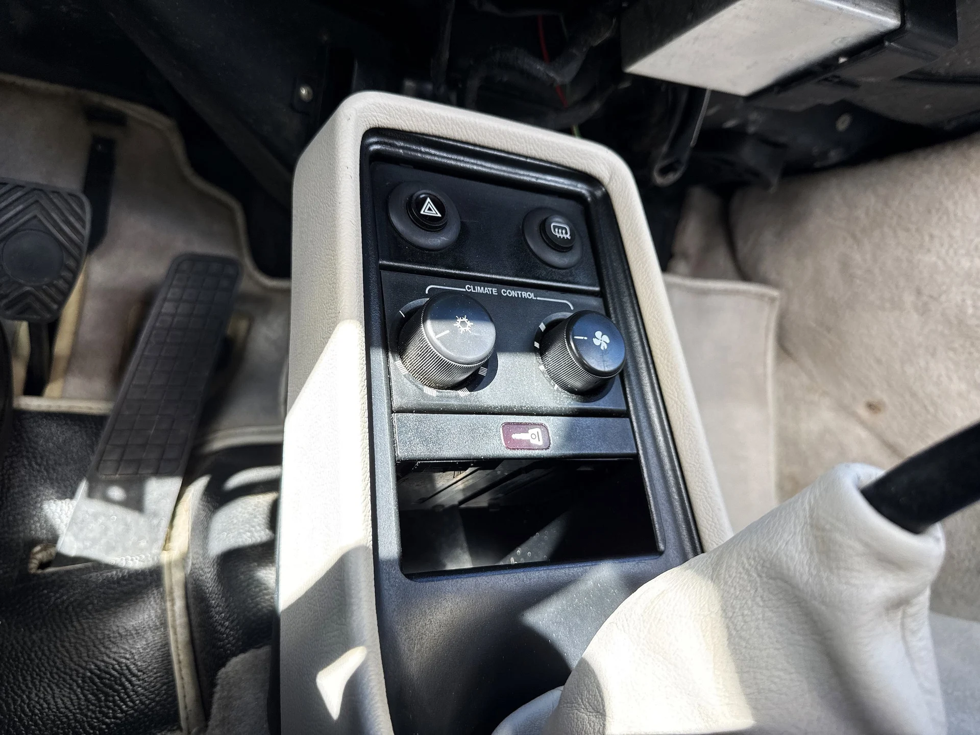 mph027_4137838424_5ce3a309a084f499d8350c4b43b4fc79x_e054019fb6