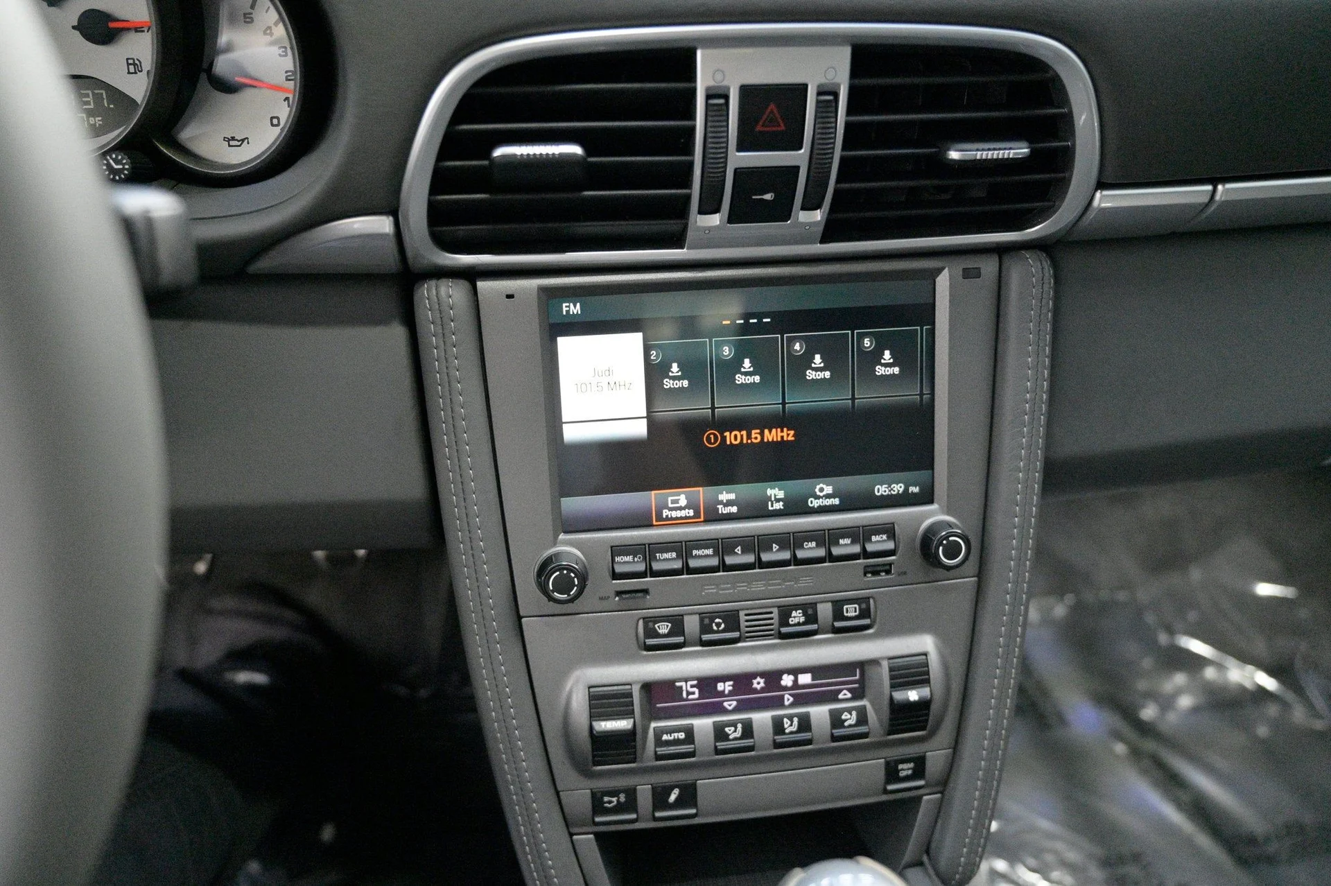 mph027_4138249723_3303e83c1f394d2fb182282e6969e4df_5cbcb60b56