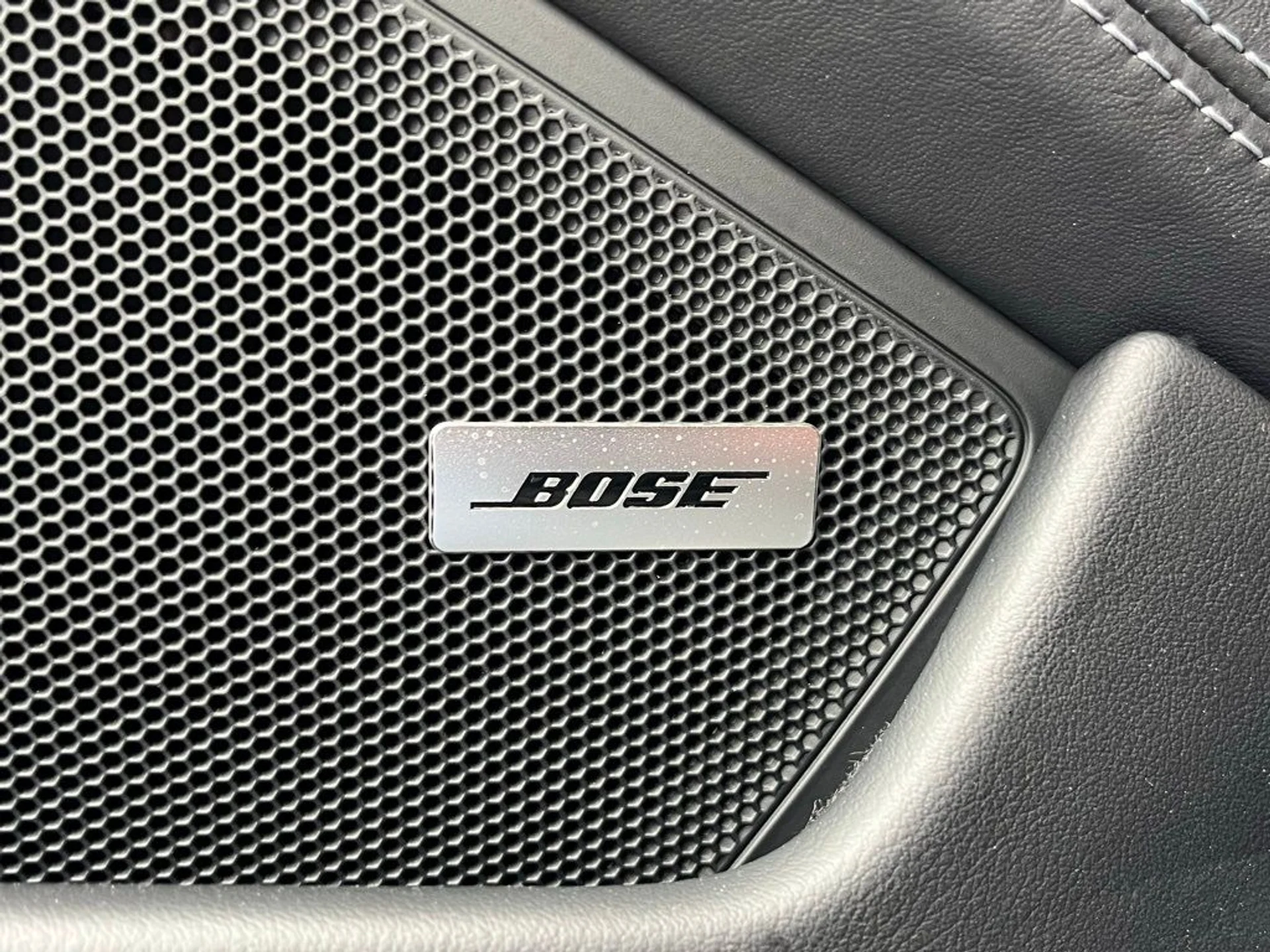 mph027_4138318977_063932a961b3366e11beb6d96b41e862_dc639538b8