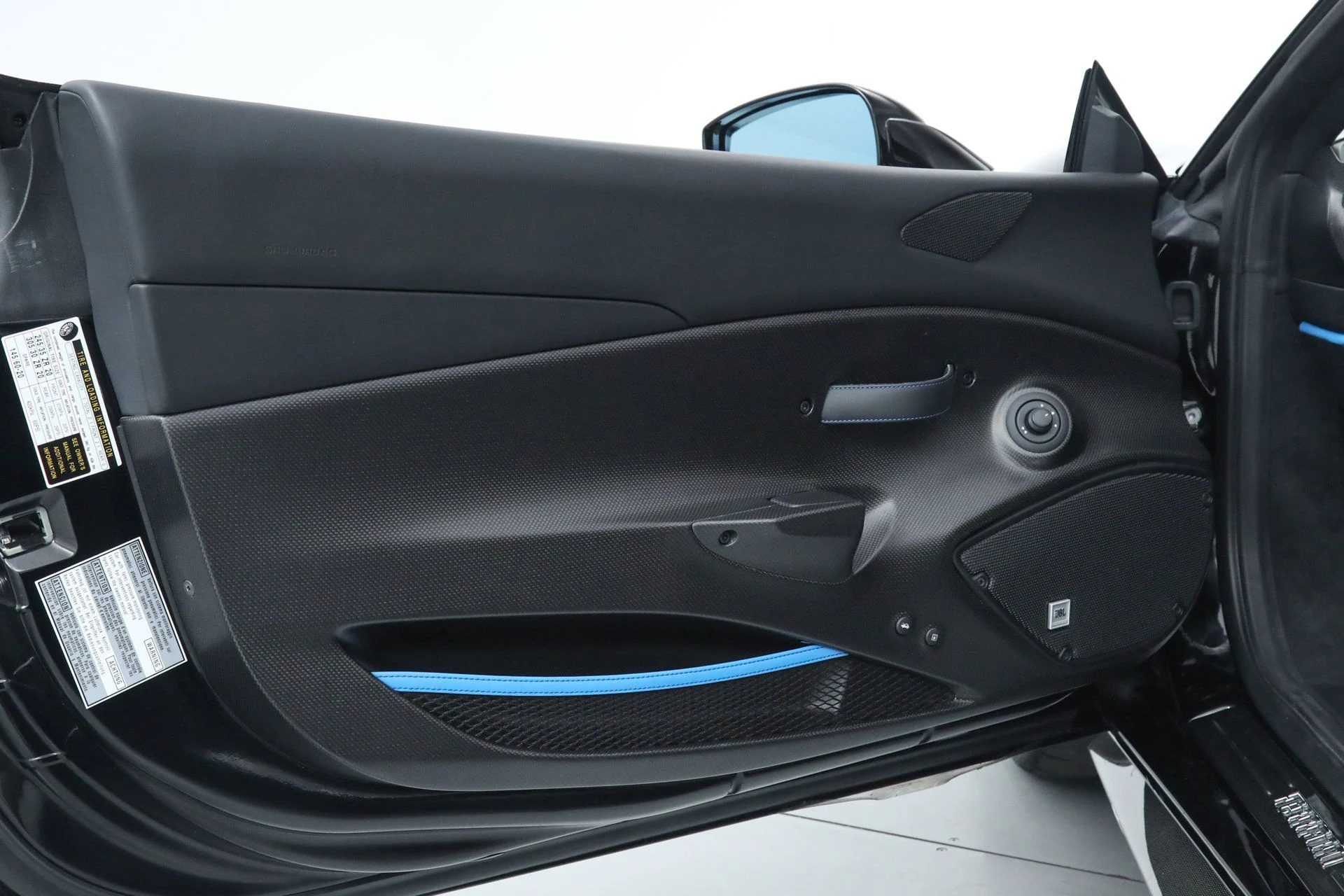 mph027_4153908076_f73b9af6c0e81bbdc1b7ac5886767cd4_295cef079d