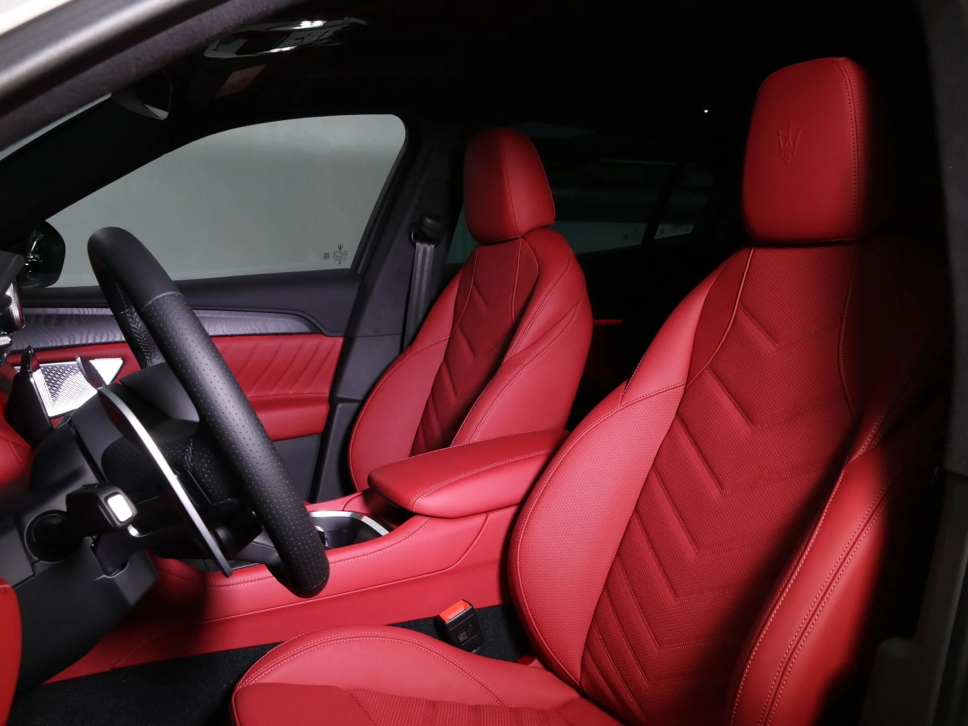 mph027_4155612974_New_2025_Maserati_Grecale_Modena_1750292098_d10fb286ab