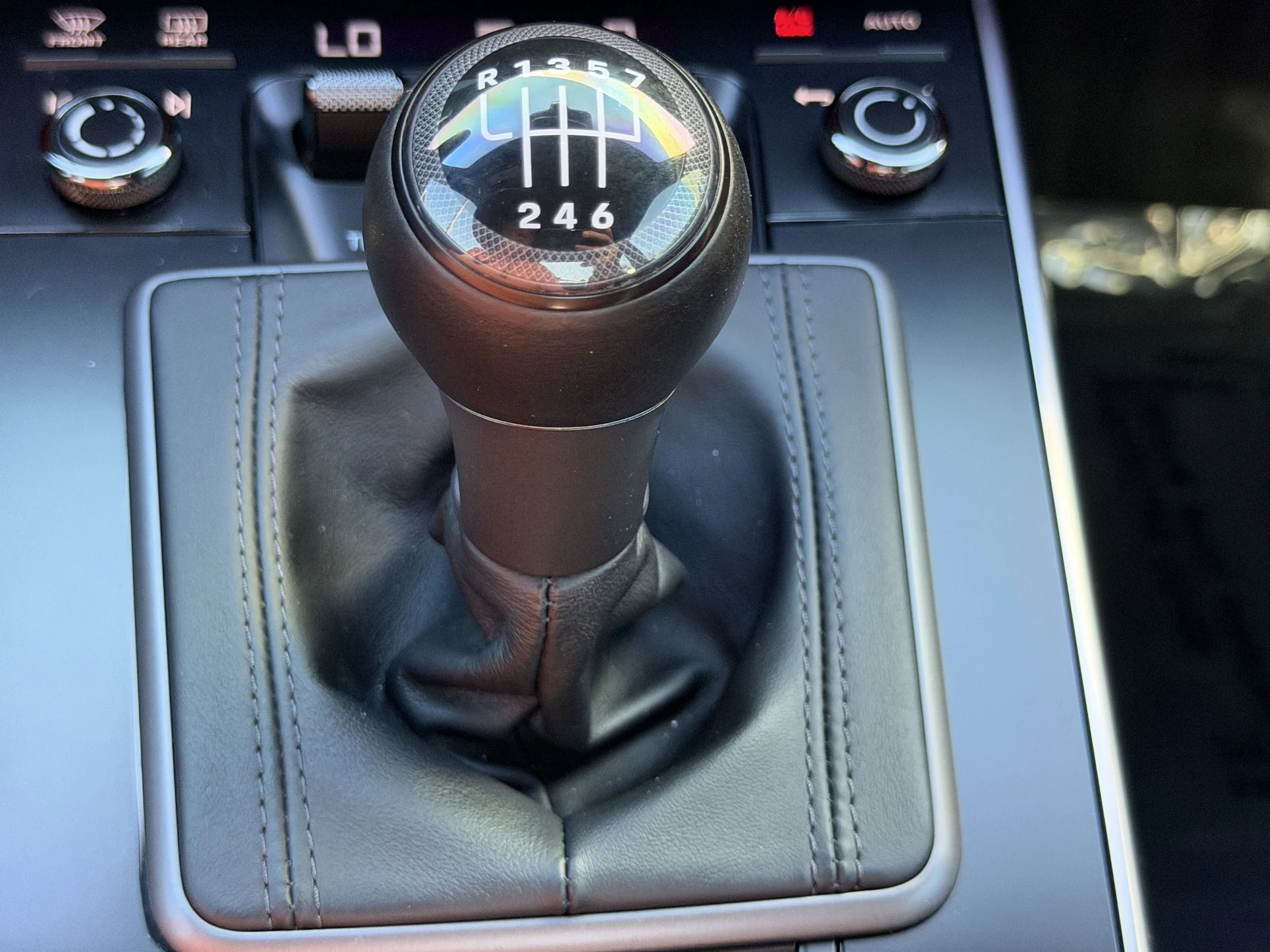 mph027_4155673365_48e3826992c84c8f220b735ecb6c5192x_9644e17c45