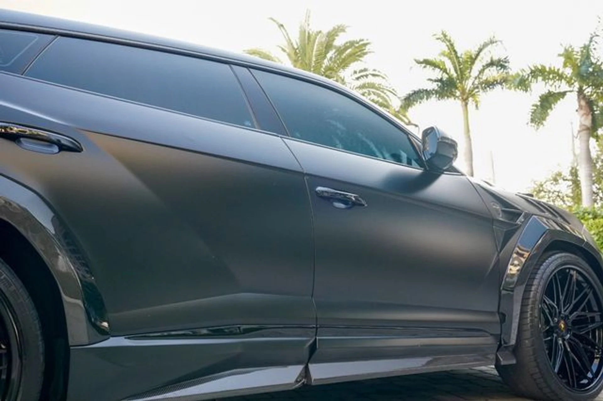 mph027_415732744_22939991_28_35a92f79c5