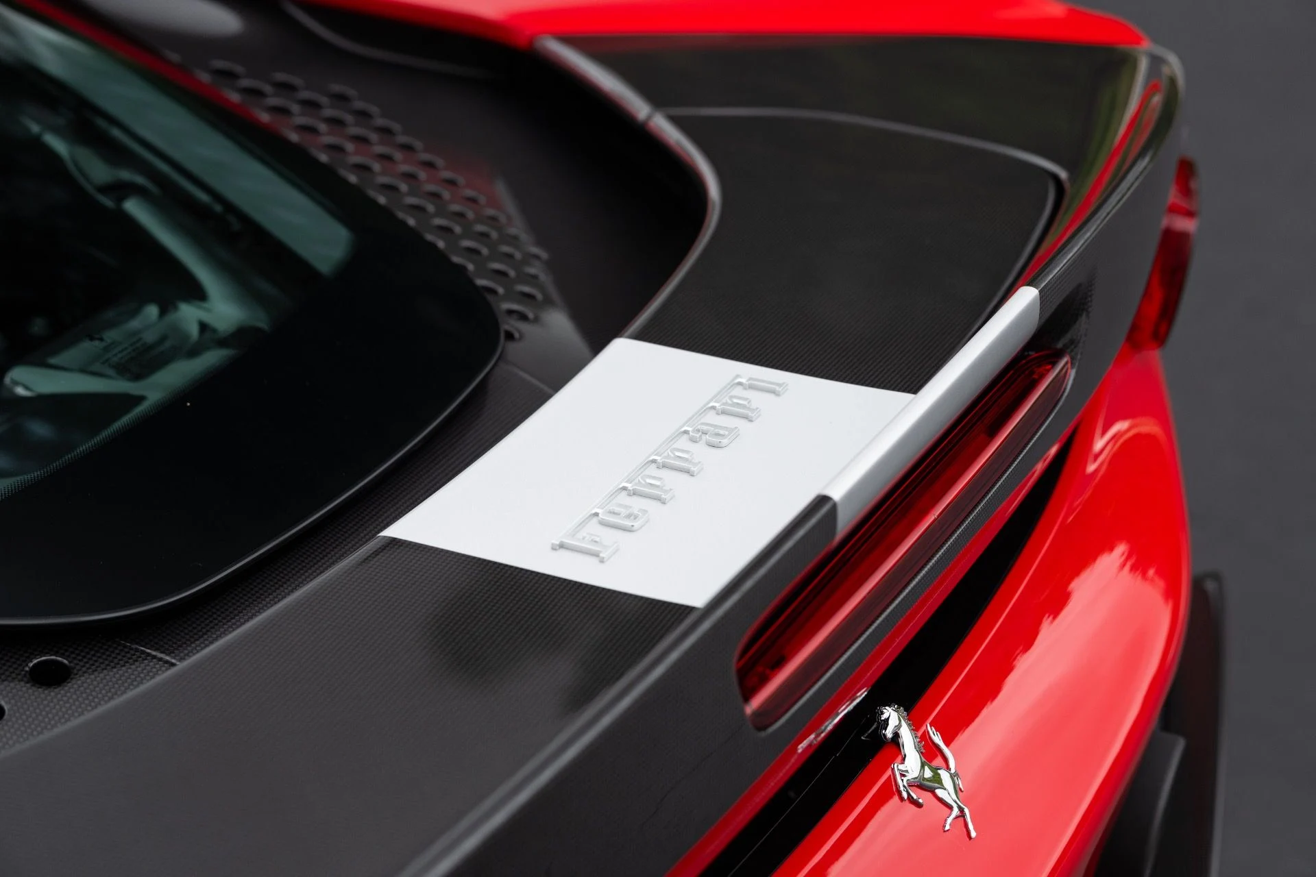 mph027_4157420824_Used_2024_Ferrari_SF_90_Spider_1773805384_d1bb40eb19