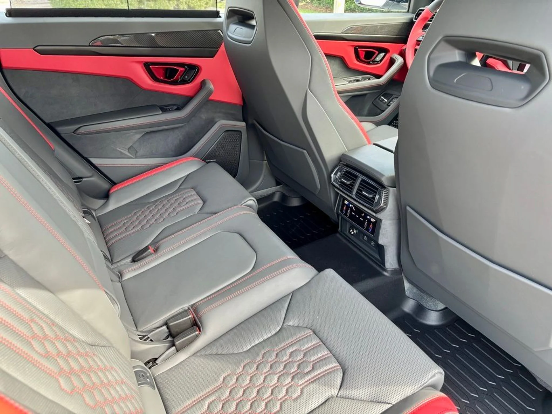 mph027_4169901935_46f15f6063c076ed7a61d9f749619ef9_211a7d99fb