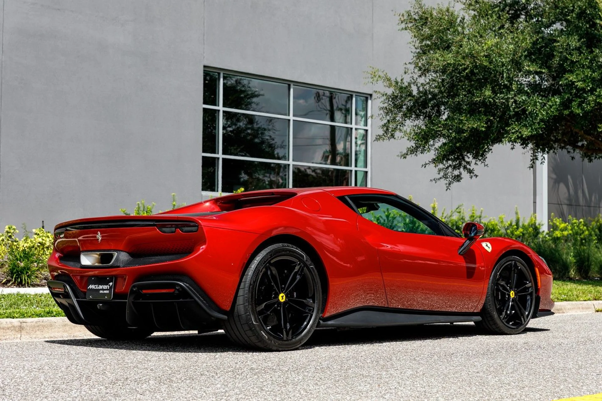 mph027_4170910101_435_p28_l_c5a55b30f3