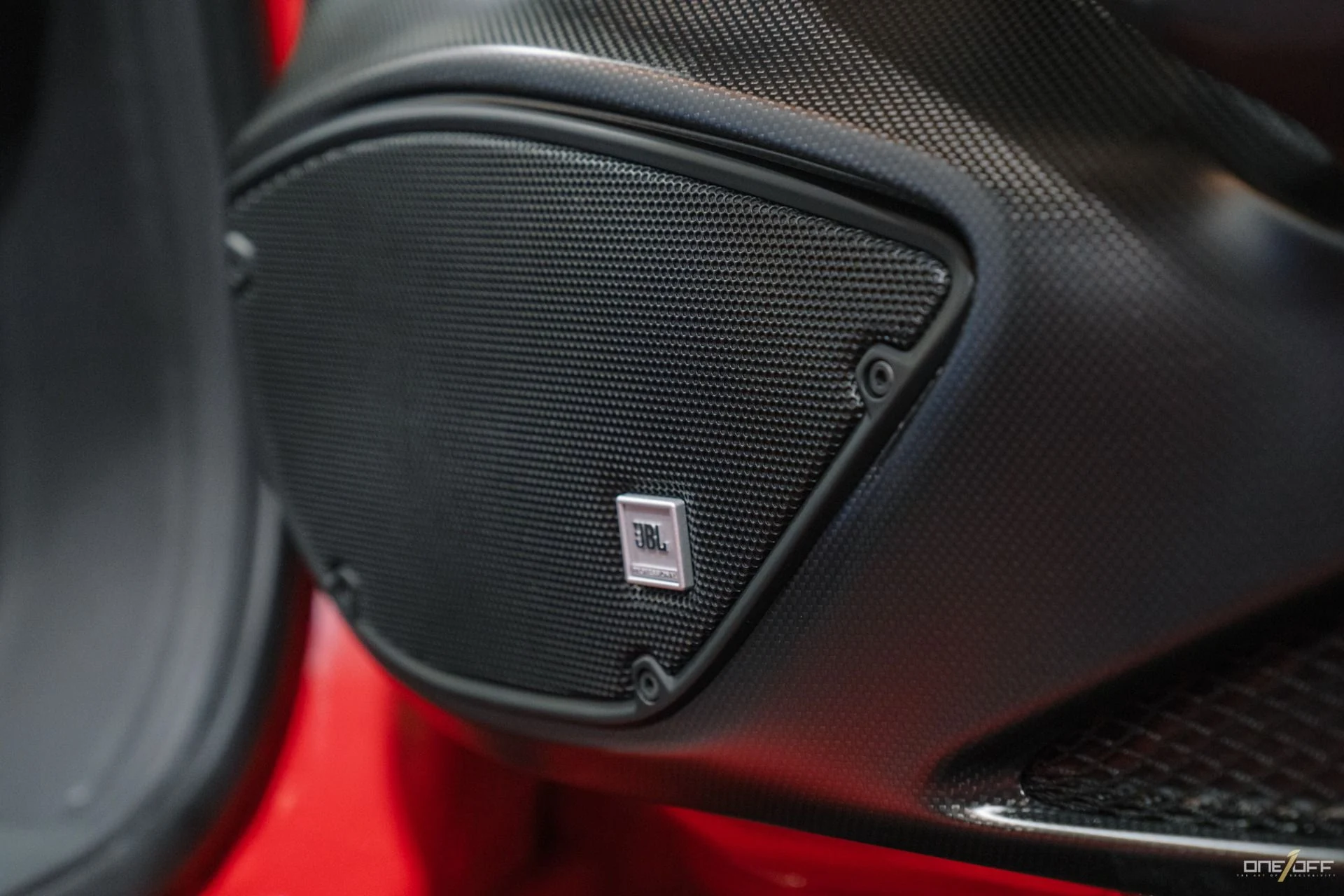mph027_4173282682_Used_2019_Ferrari_488_Pista_ONLY_STRIPE_LESS_SPEC_ON_MARKET_Matte_Carbon_Interior_1754960231_f4dfe9e9e0