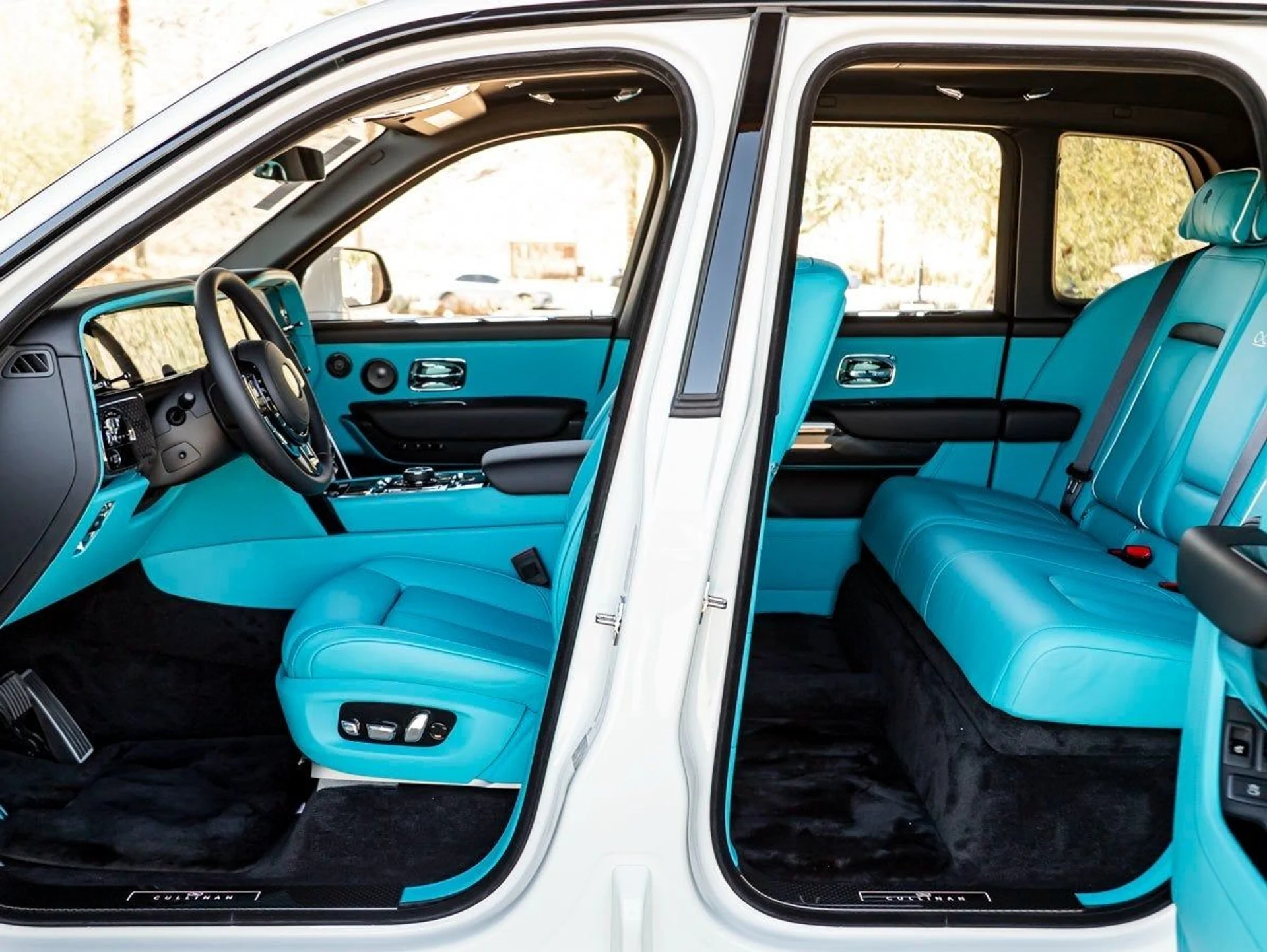 mph027_4173910476_28_62ada9b57d